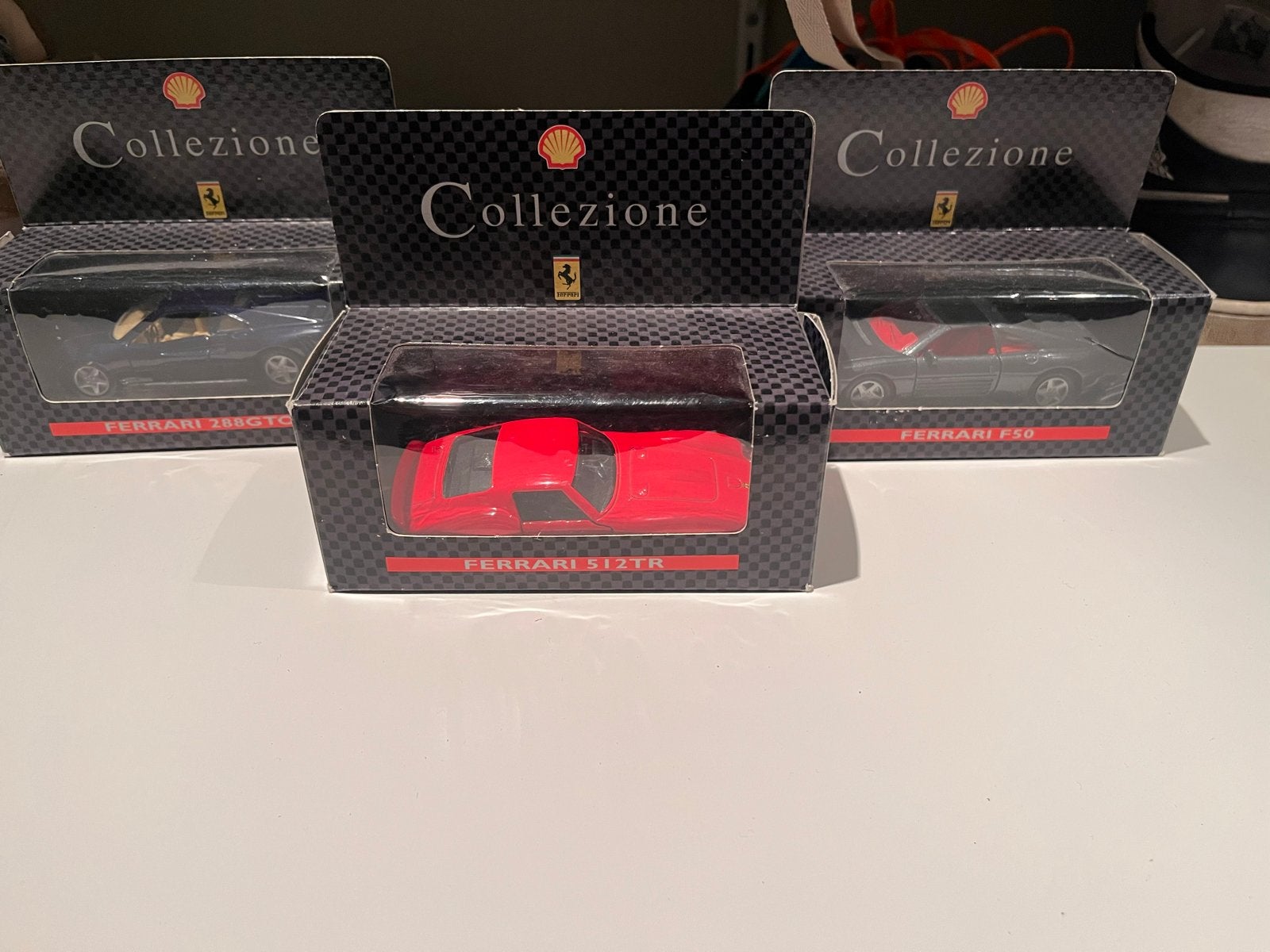 3 Shell Collezione Ferrari schaalmodellen + poster, Ophalen of Verzenden, Zo goed als nieuw, Auto
