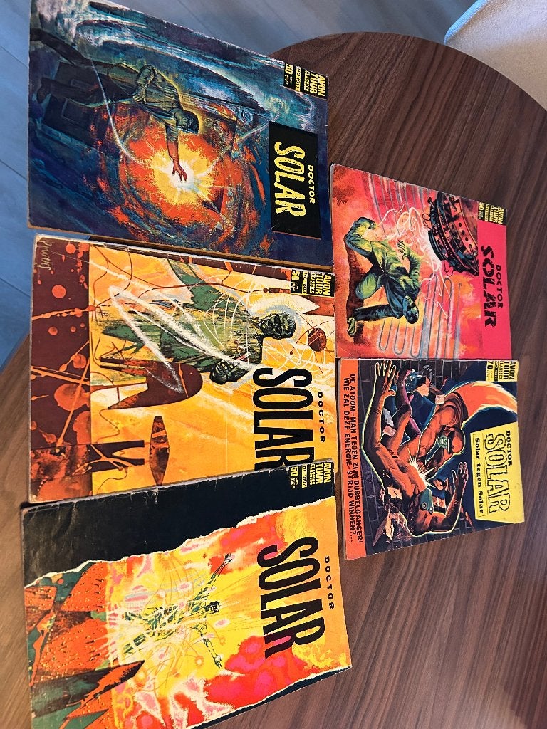 Doctor Solar – Avon Tuur Classics | Los verkrijgbaar, Eén stripboek, Ophalen of Verzenden, Gelezen
