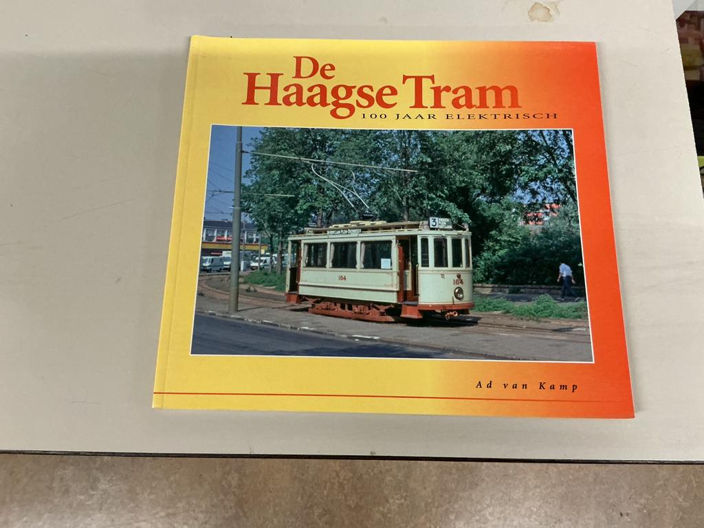 De Haagse Tram nieuw, Ophalen of Verzenden, Zo goed als nieuw, Tram, Boek of Tijdschrift