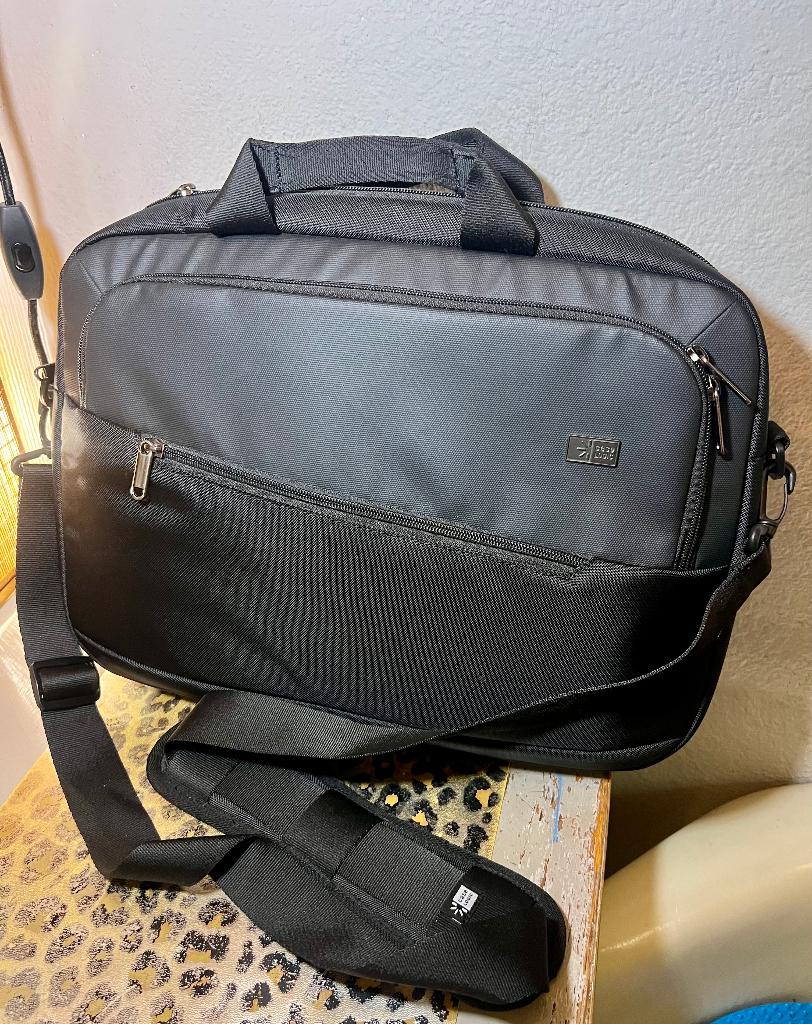 zwarte laptoptas Case Logic aktetas schoudertas 15,6 Nieuw!, Computers en Software, Laptoptassen, 15 inch, Nieuw, Aktetas, Ophalen of Verzenden