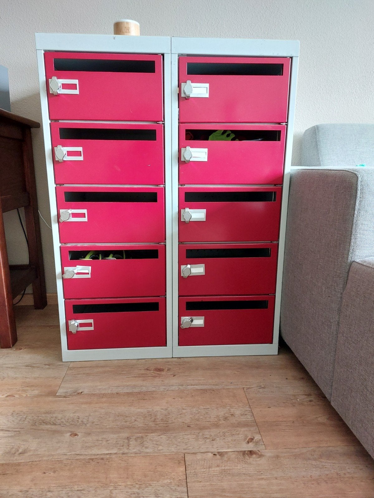 2x Postvak Kastje - Rood/Grijs Opbergkast, Huis en Inrichting, Ophalen, Gebruikt