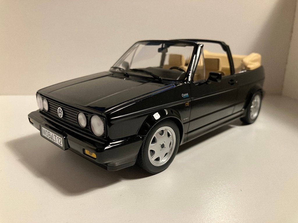 VW Golf 1 Cabriolet van 1992 in het zwart  1/18 Norev, Ophalen of Verzenden, Nieuw, Auto, Norev