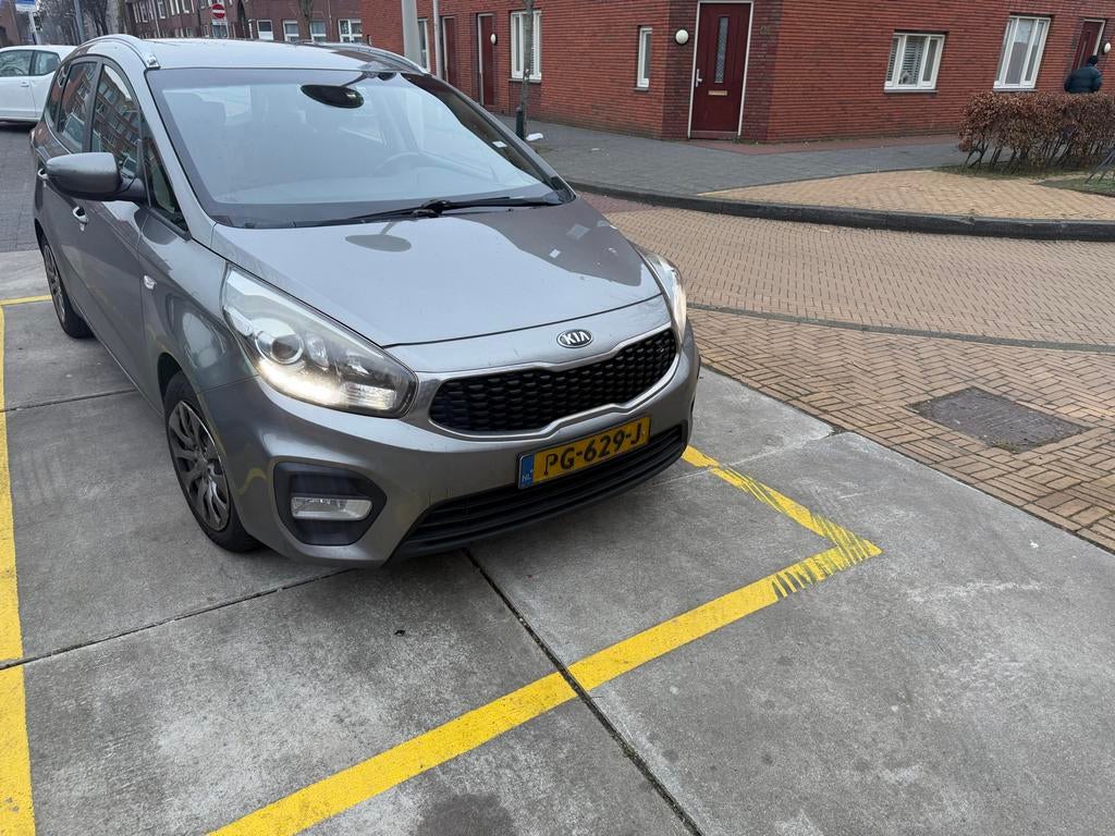 Kia Carens 1.7 Crdi 85KW 2017 Grijs 7 persoons, Auto's, Kia, Voorwielaandrijving, 4 cilinders, 1685 cc, Origineel Nederlands