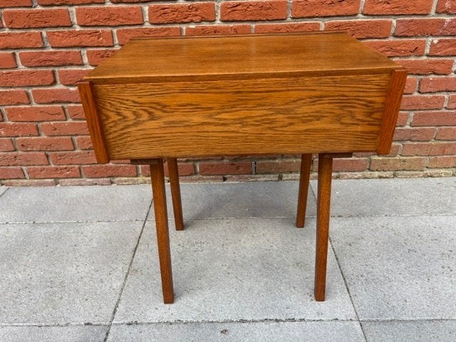 Vintage/Mid century kastje / tafeltje, Ophalen