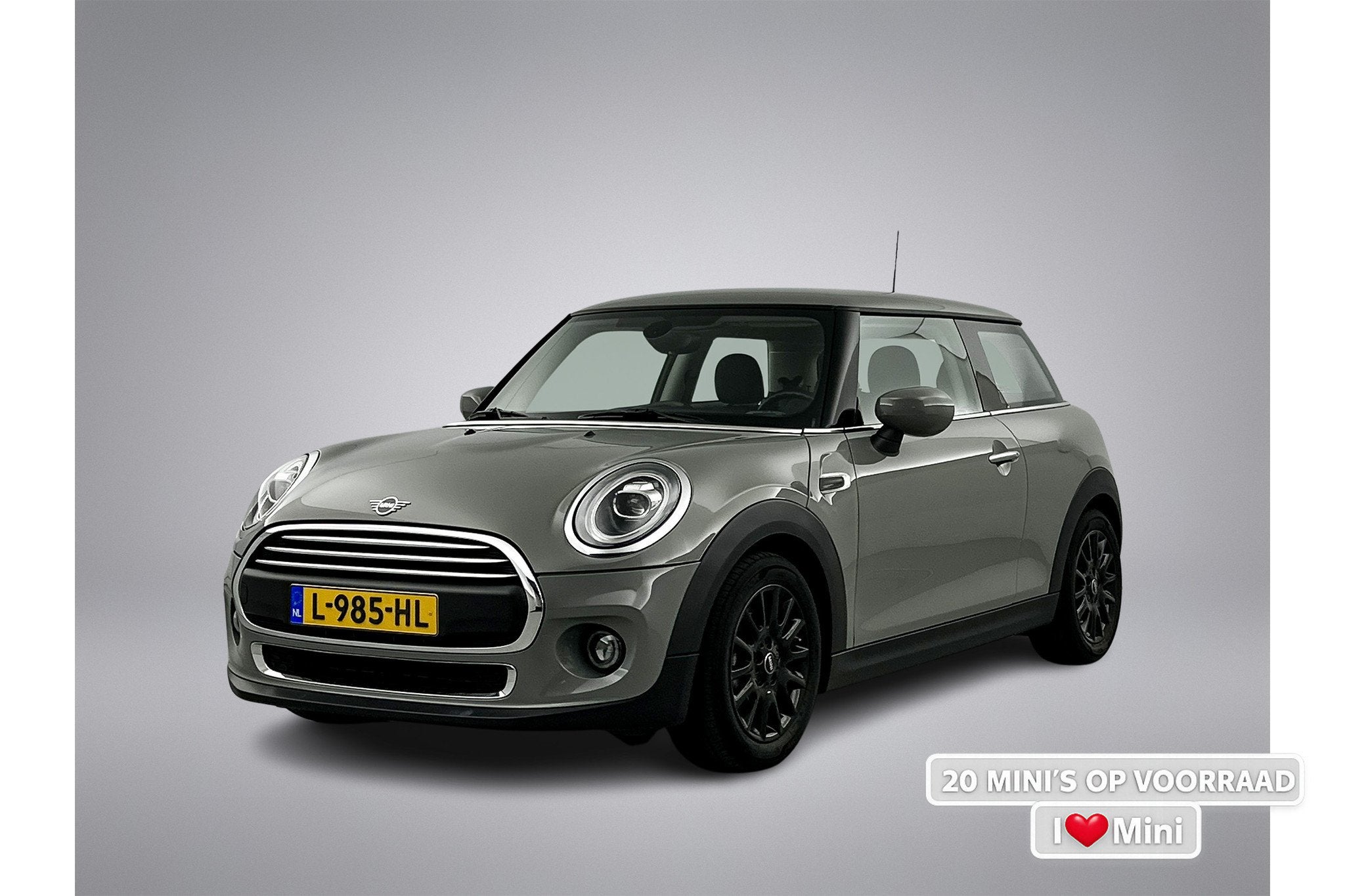 MINI Cooper 1.5 one Essential Facelift Digital Cockpit/Carpl, Auto's, Voorwielaandrijving, Dealer onderhouden, Stof, Gebruikt