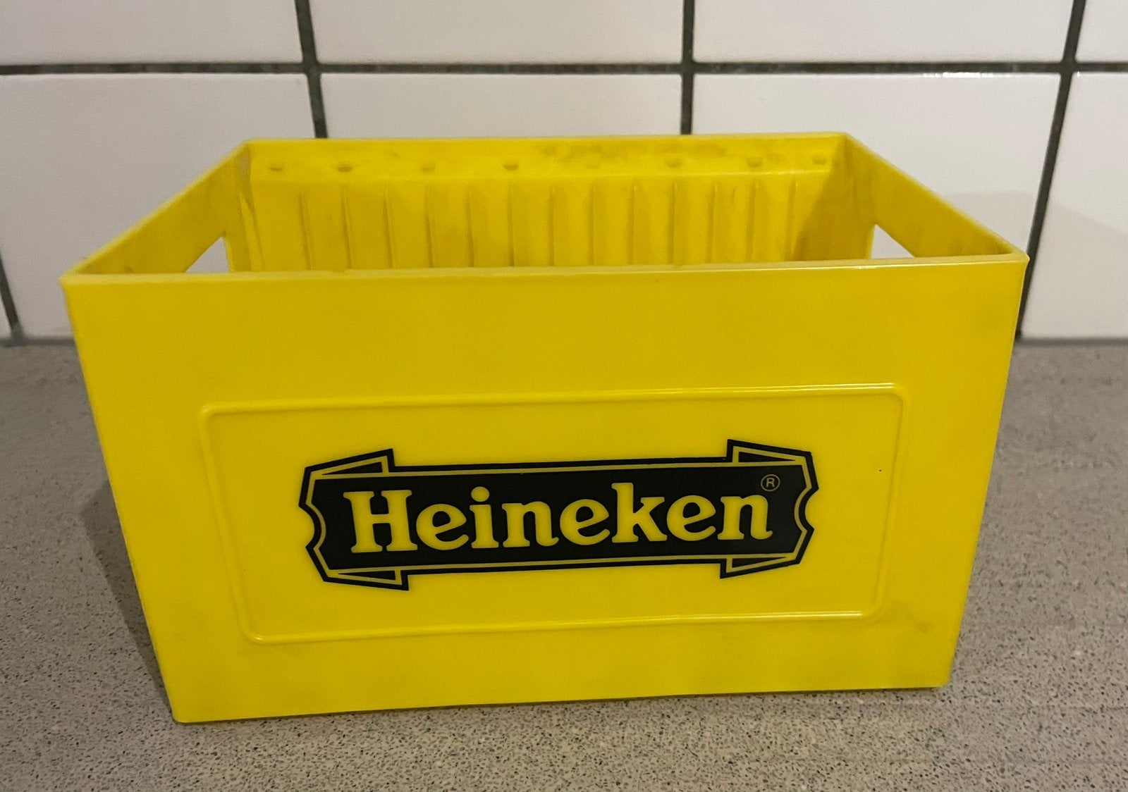 Heineken kratje cd krat geel, Verzamelen, Biermerken, Ophalen of Verzenden, Overige typen, Heineken