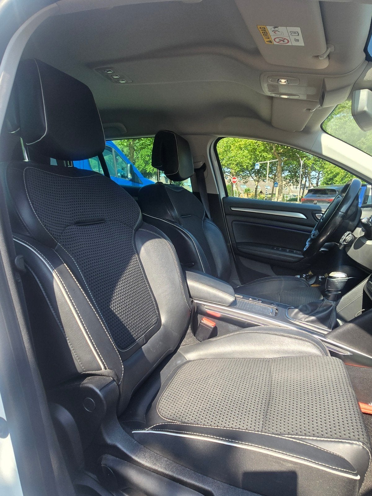 Foto 11 van Renault Mégane 1.3 TCe 116pk GPF 2020 Wit