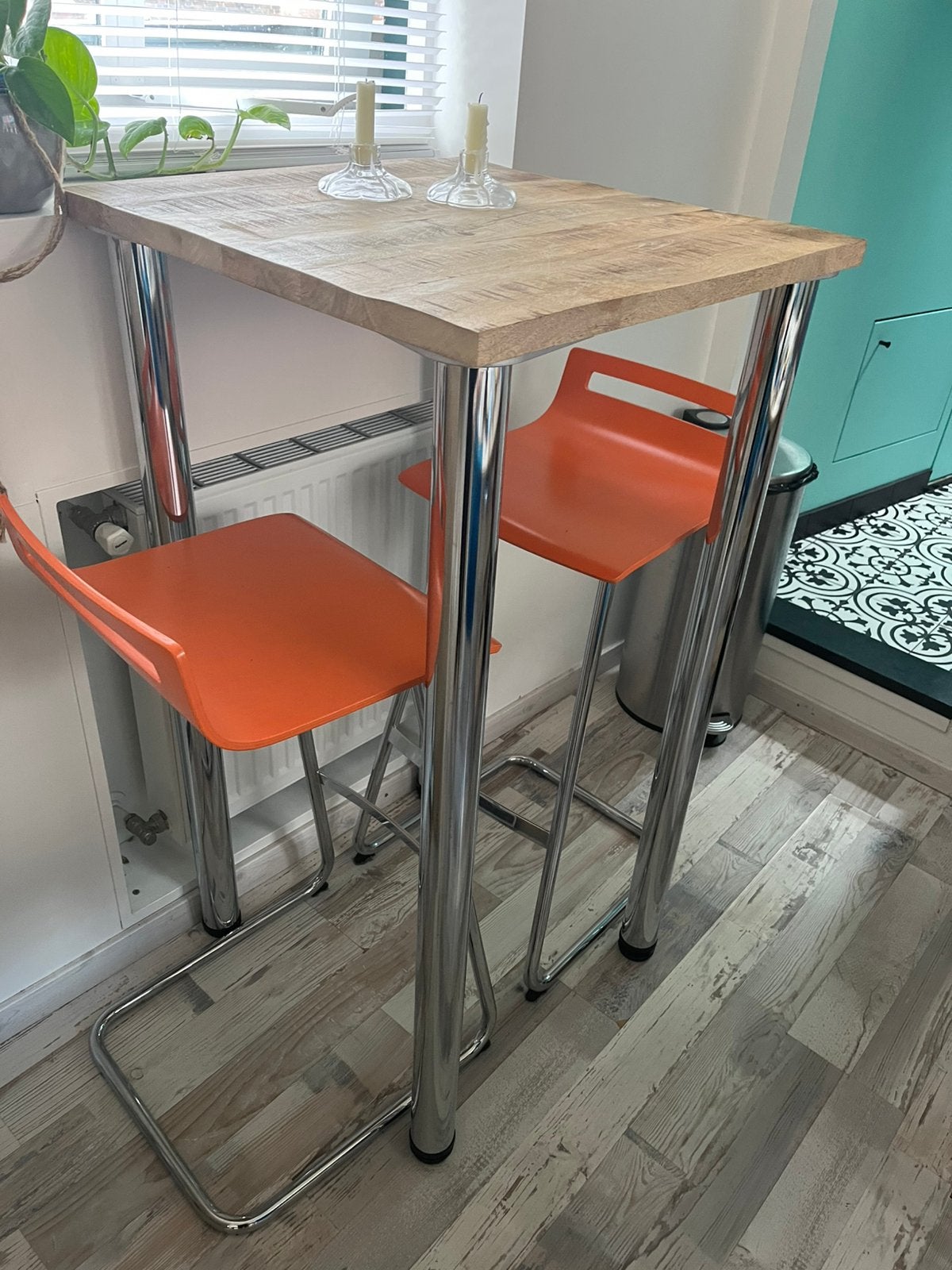 Mangohouten bartafel (zonder krukken), Ophalen, Zo goed als nieuw