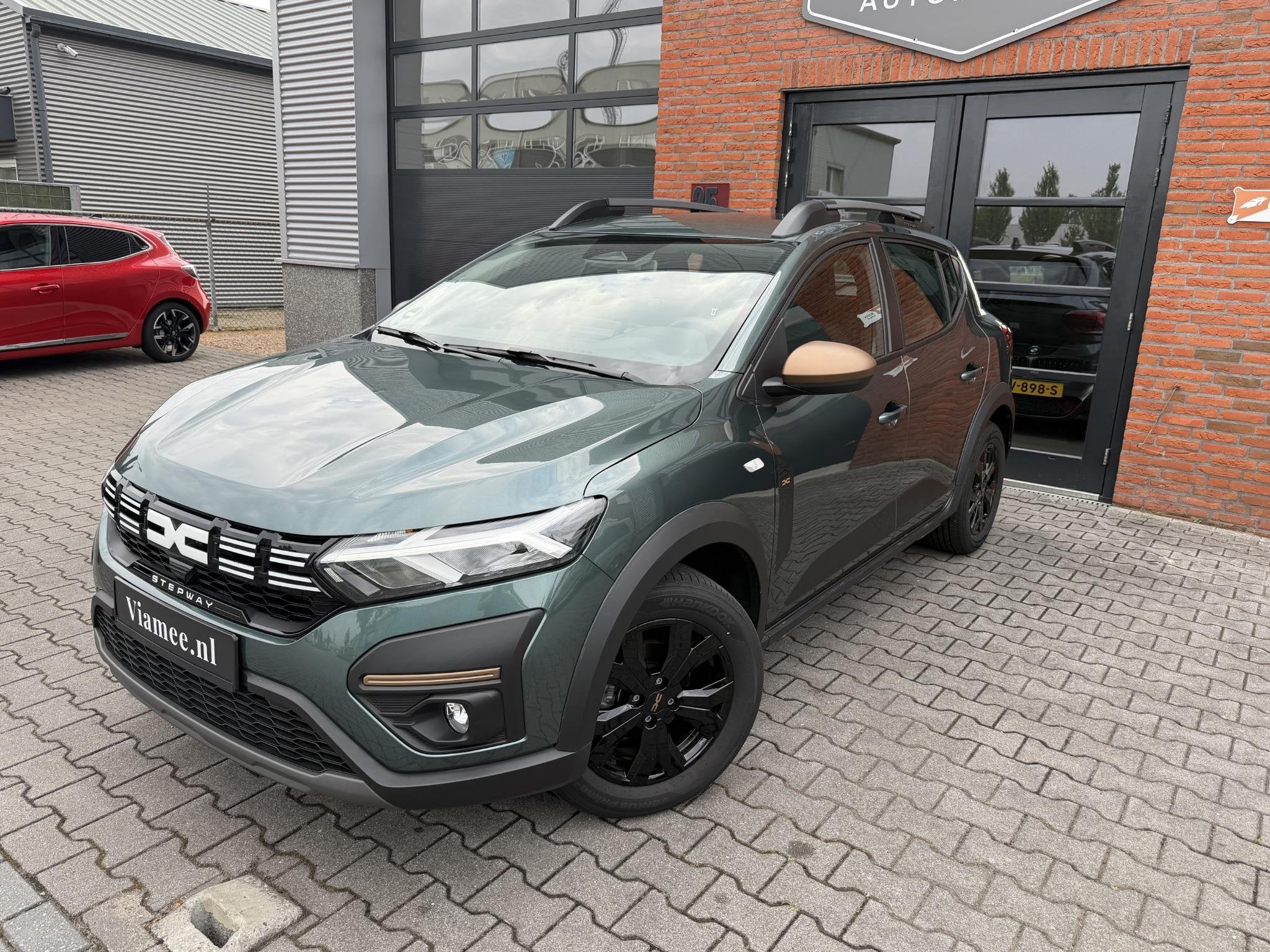 Dacia Sandero Stepway 1.0 TCe 90 Extreme | Automaat | Stoelv, Stof, Euro 6, Bedrijf, 91 pk
