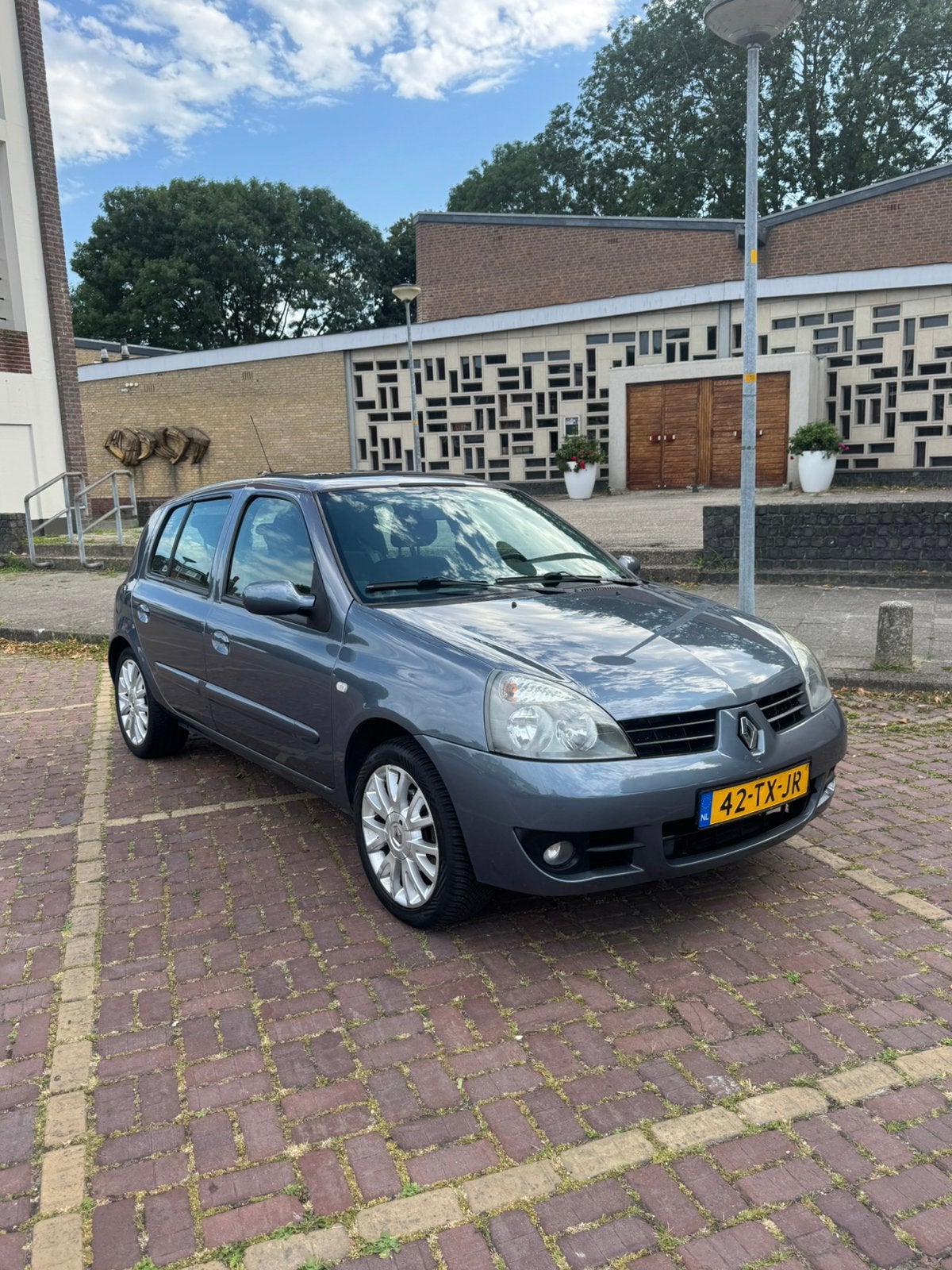 Renault Clio 1.2 16V E4 2007 Blauw, NAP gecheckt, Voorwielaandrijving, 74 pk, 31 €/maand, 4 cilinders
