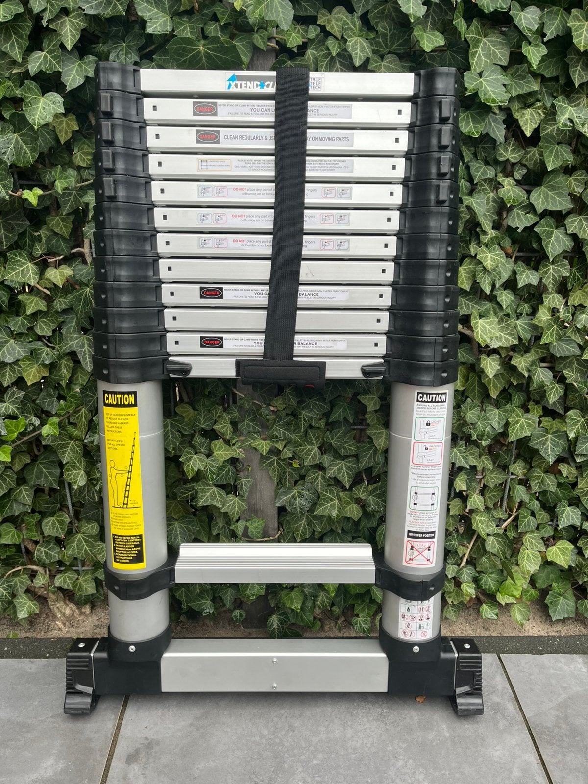 Te koop, Telescoopladder met Stabilisatiebalk, Ophalen of Verzenden, Zo goed als nieuw, Ladder, Opvouwbaar of Inschuifbaar