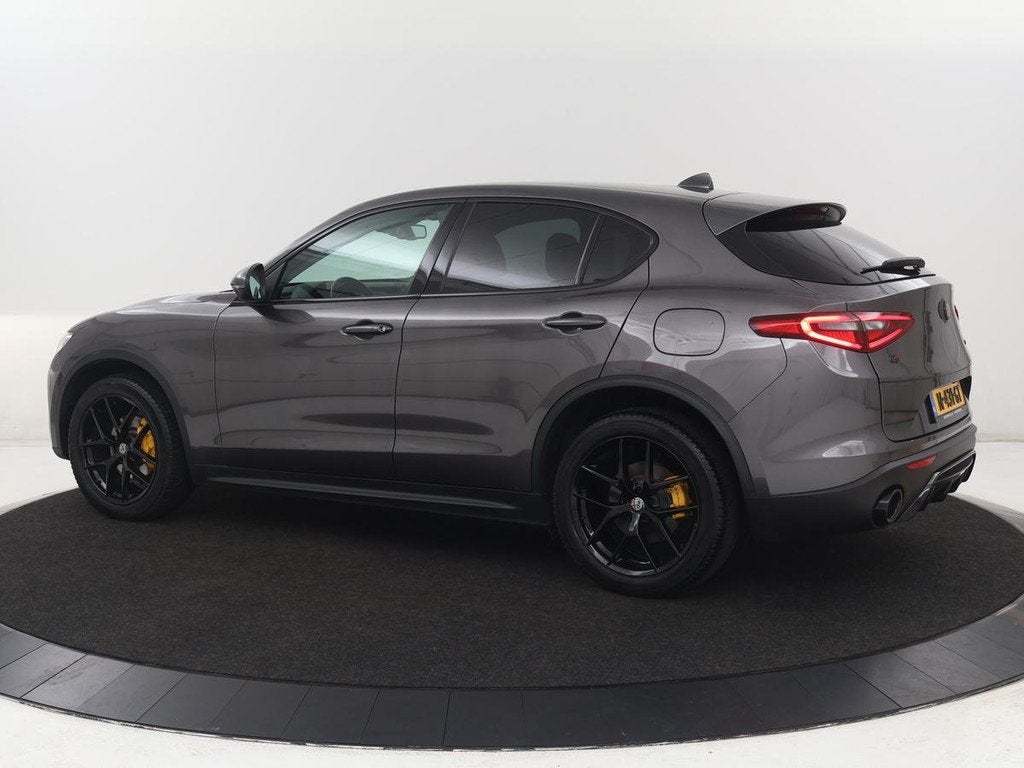 Alfa Romeo Stelvio 2.0 T AWD First Edition | Trekhaak | Lede, Auto's, Alfa Romeo, Automaat, Euro 6, 4 cilinders, Bedrijf