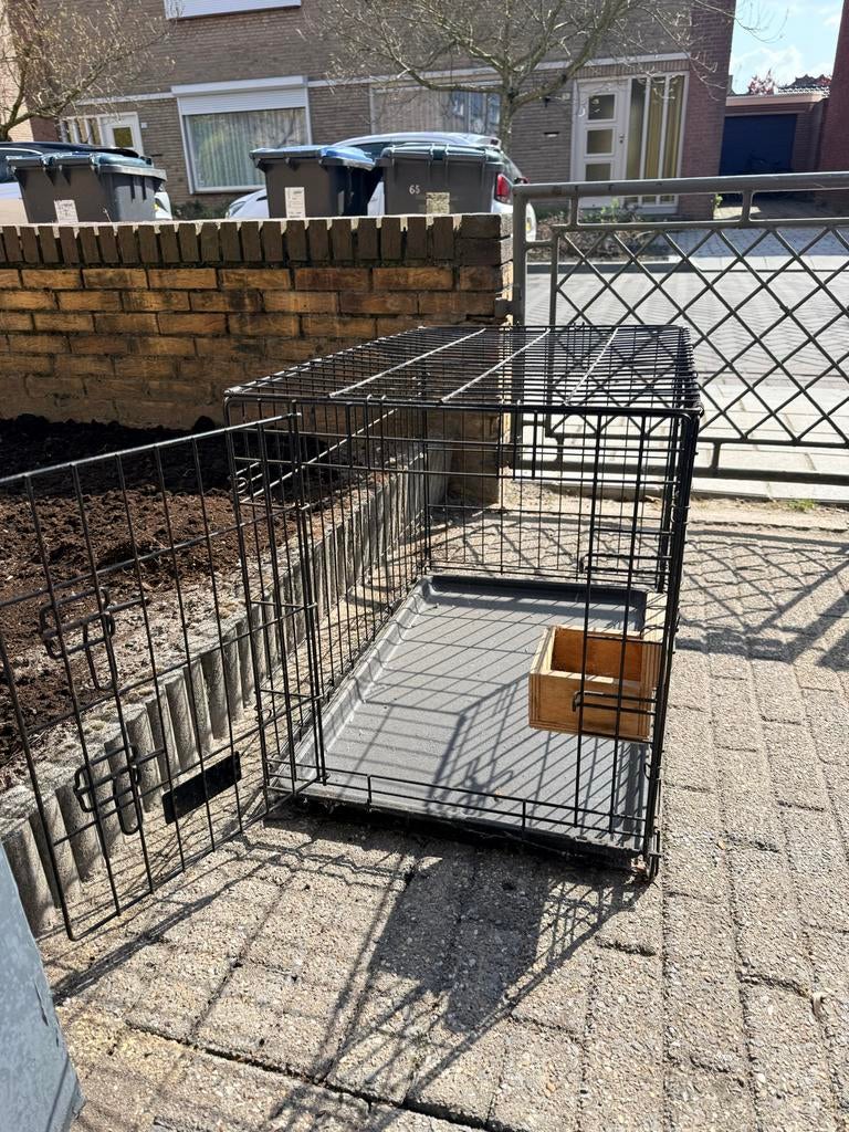 Honden bench zwart, Dieren en Toebehoren, Hondenbenches, Ophalen, Gebruikt