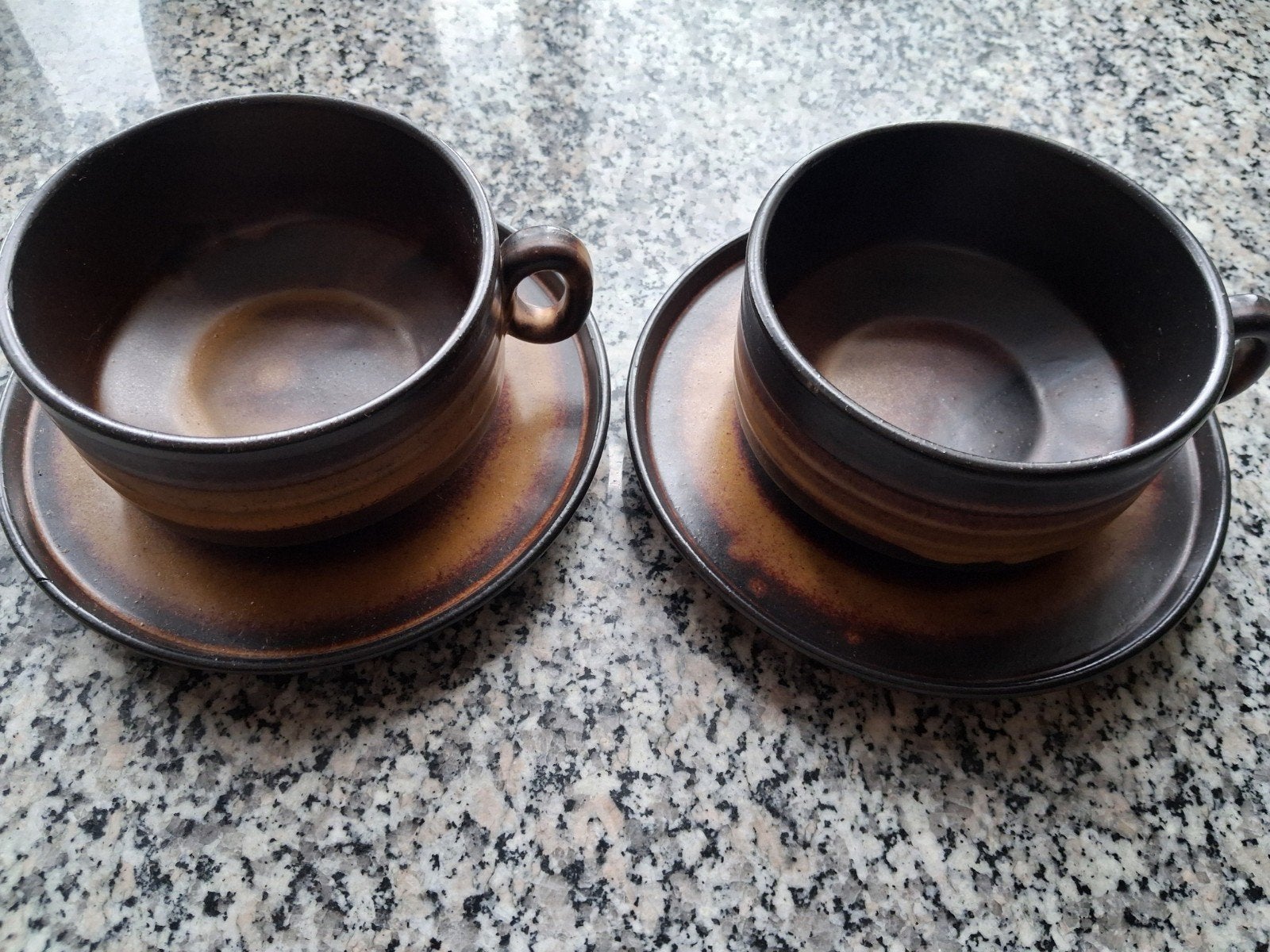 2 vintage aardewerk soepkoppen, Ophalen of Verzenden, Aardewerk, Overige stijlen, Overige typen
