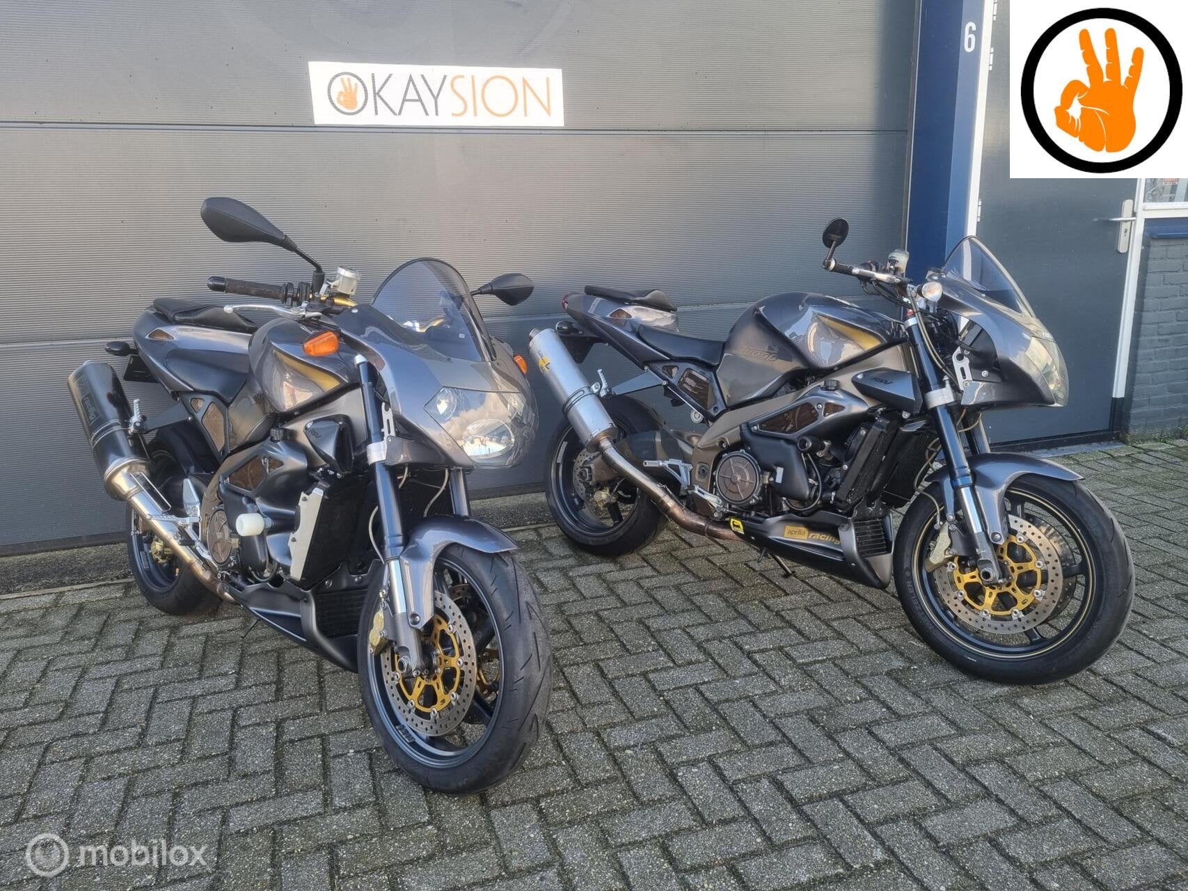 2x dikke Aprilia RSV 1000 Tuono (bj 2003), Meer dan 35 kW, Toermotor, 998 cc, Handgeschakeld