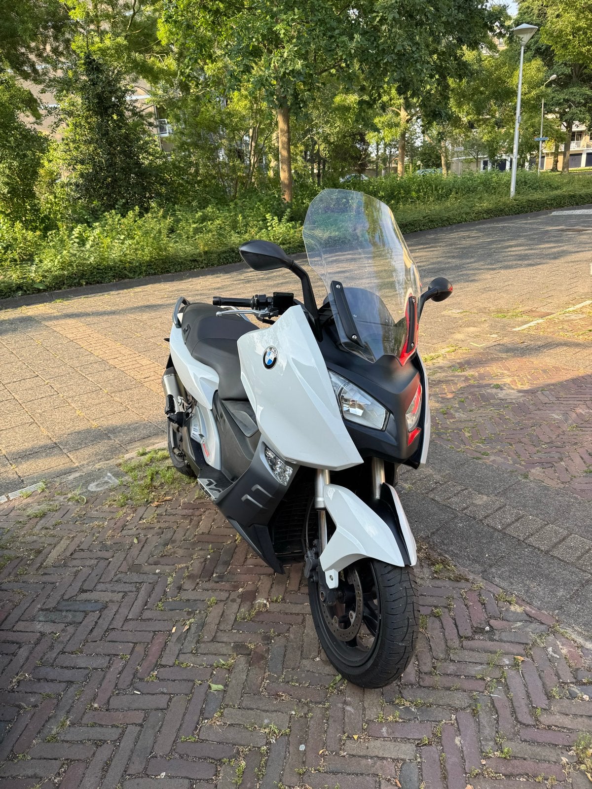 BMW C 600 Sport motorscooter - Wit, Akrapovic uitlaat, Gebruikt, Particulier, Handvatverwarming, Minimaal motorrijbewijs A2
