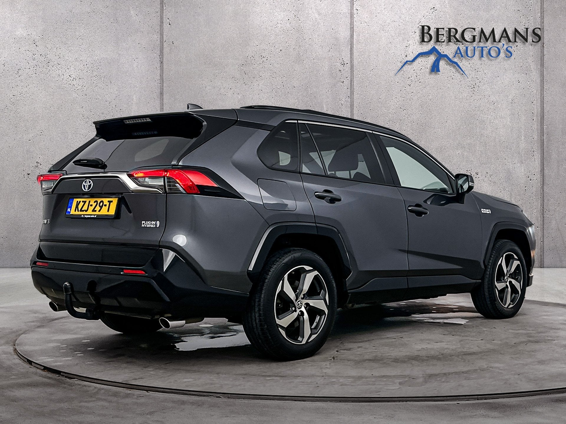 Toyota RAV4 2.5 Plug-in Hybrid AWD Style // TREKHAAK // SCHU, Dealer onderhouden, Gebruikt, 2487 cc, Leder en Stof