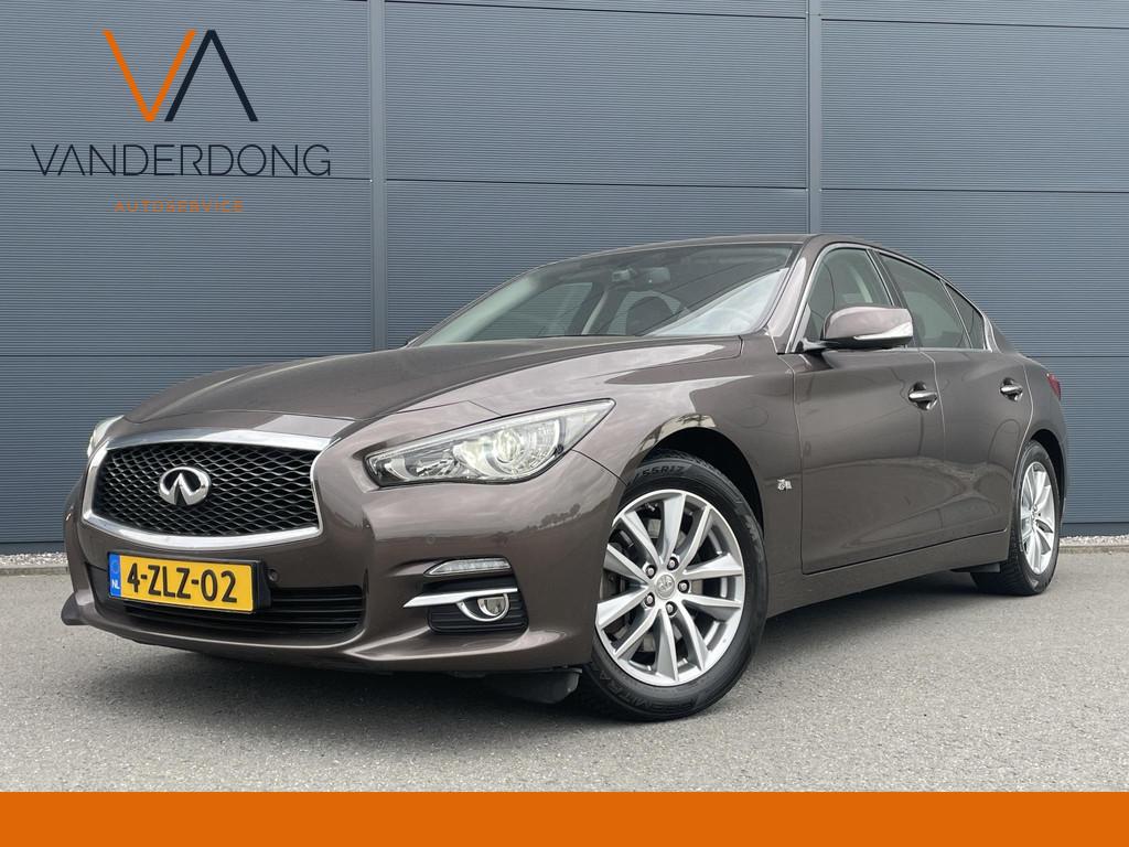 Infiniti Q50 2.0t Business Premium + | Bose | Trekhaak, Auto's, Infiniti, Automaat, Achterwielaandrijving, Gebruikt, Zwart
