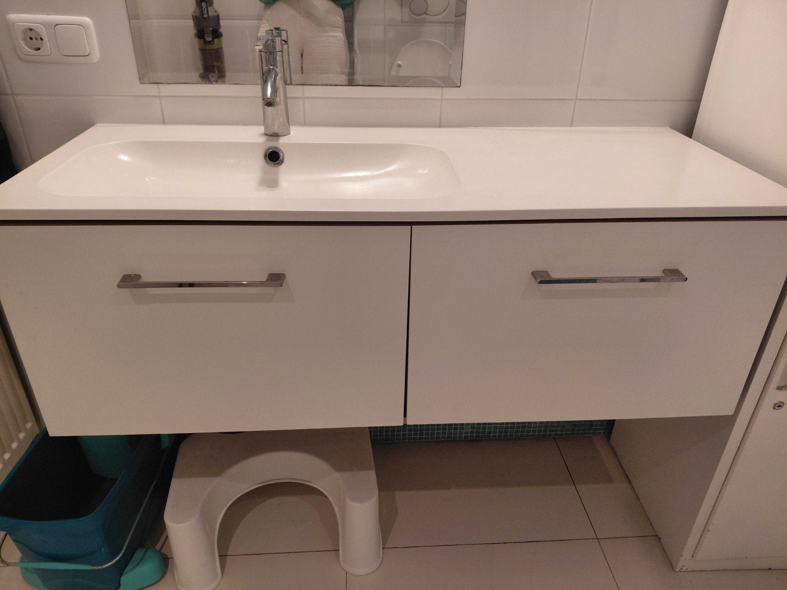 Wastafel met onderkast en kraan, Ophalen, Gebruikt, 100 tot 150 cm, Minder dan 100 cm