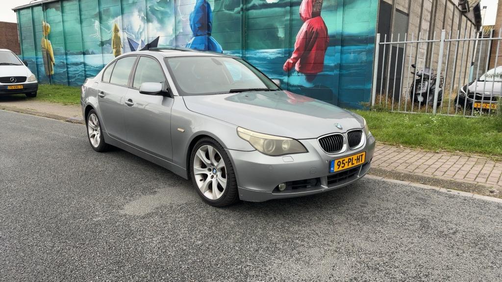 BMW 5 Serie 545i High Executive (bj 2004, automaat), Auto's, BMW, Bedrijf, Te koop, 5-Serie, ABS, Airconditioning, Alarm, Automatische klimaatregeling