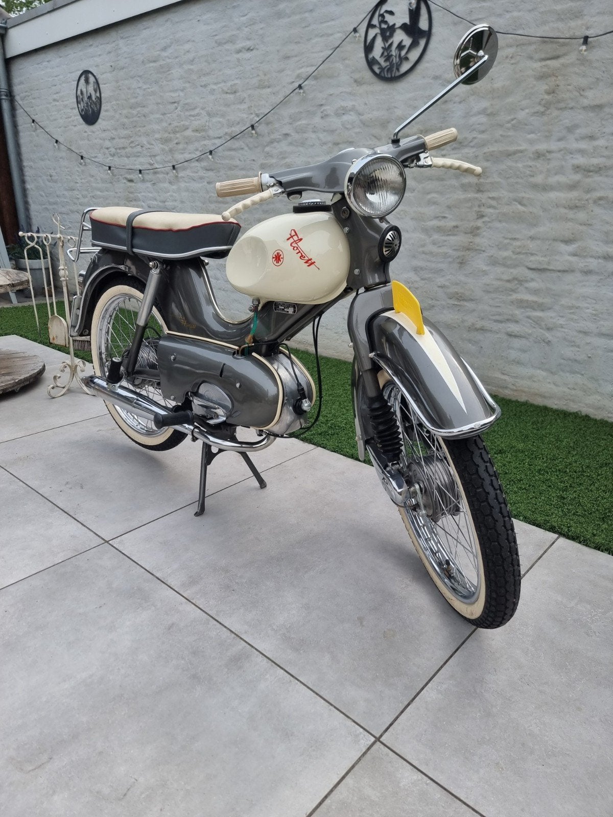 Kreidler Florett eitank Prachtige Klassieke Bromfiets, Fietsen en Brommers, Brommers | Kreidler, Ophalen of Verzenden, Zo goed als nieuw
