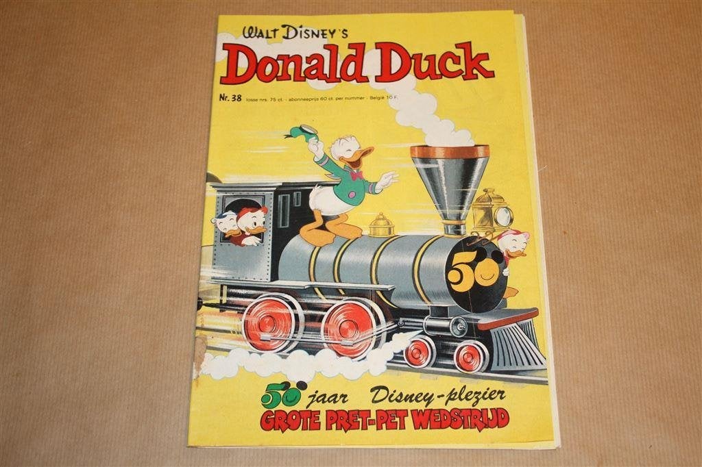 Donald Duck - Nr. 38 - 1973 - Met complete prijsvraag !!, Boeken, Eén stripboek, Ophalen of Verzenden, Gelezen