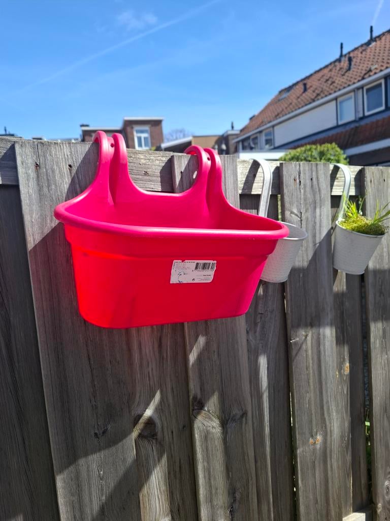 Roze hangbakken /plantenbakken, Tuin en Terras, Bloembakken en Plantenbakken, Ophalen, Rond, Kunststof, Minder dan 30 cm