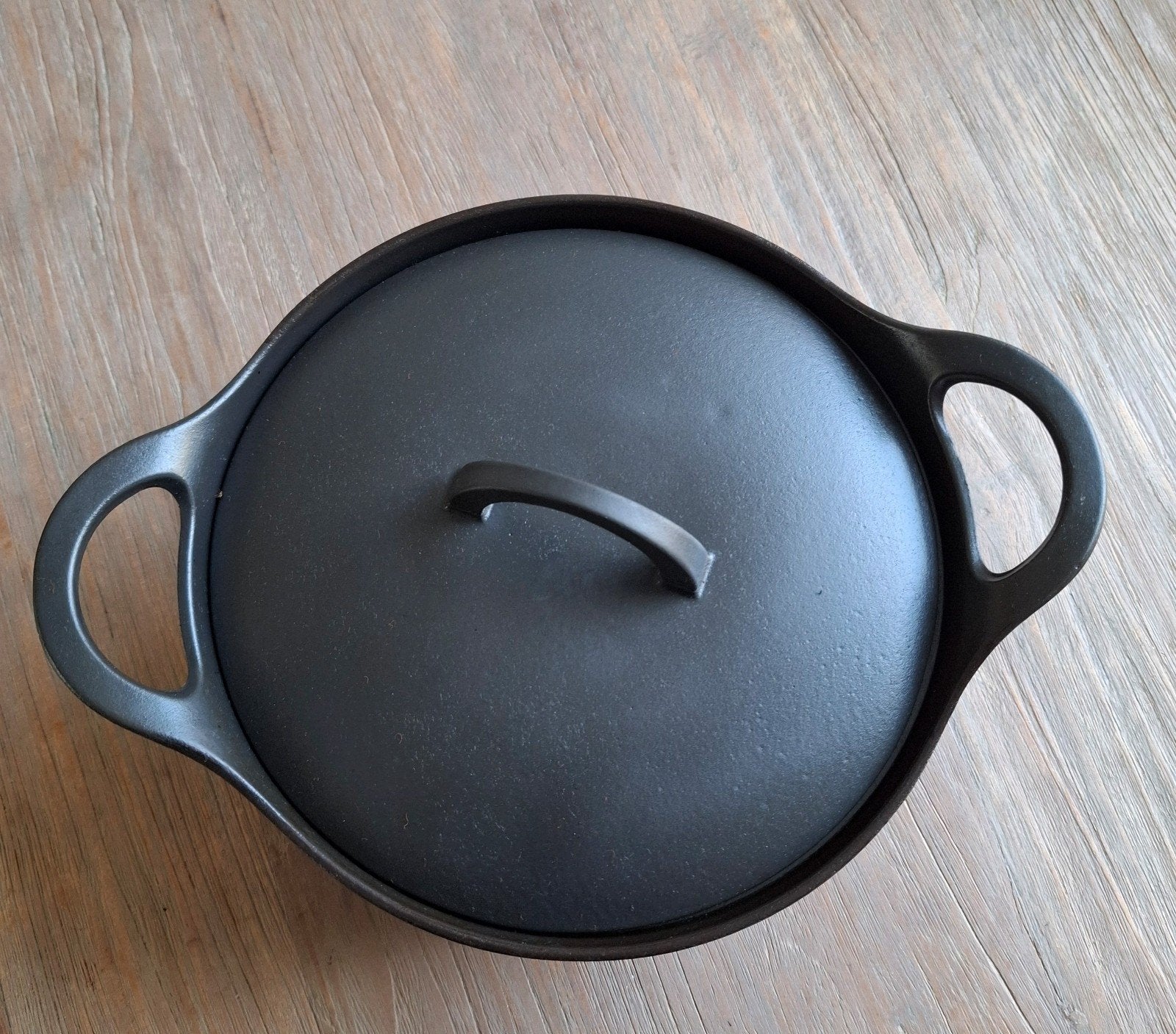 Hackman 25 Gietijzeren Dutch Oven Broodbakpan Braadpan, Huis en Inrichting, Gebruikt, Ophalen of Verzenden, Met deksel, Overige merken