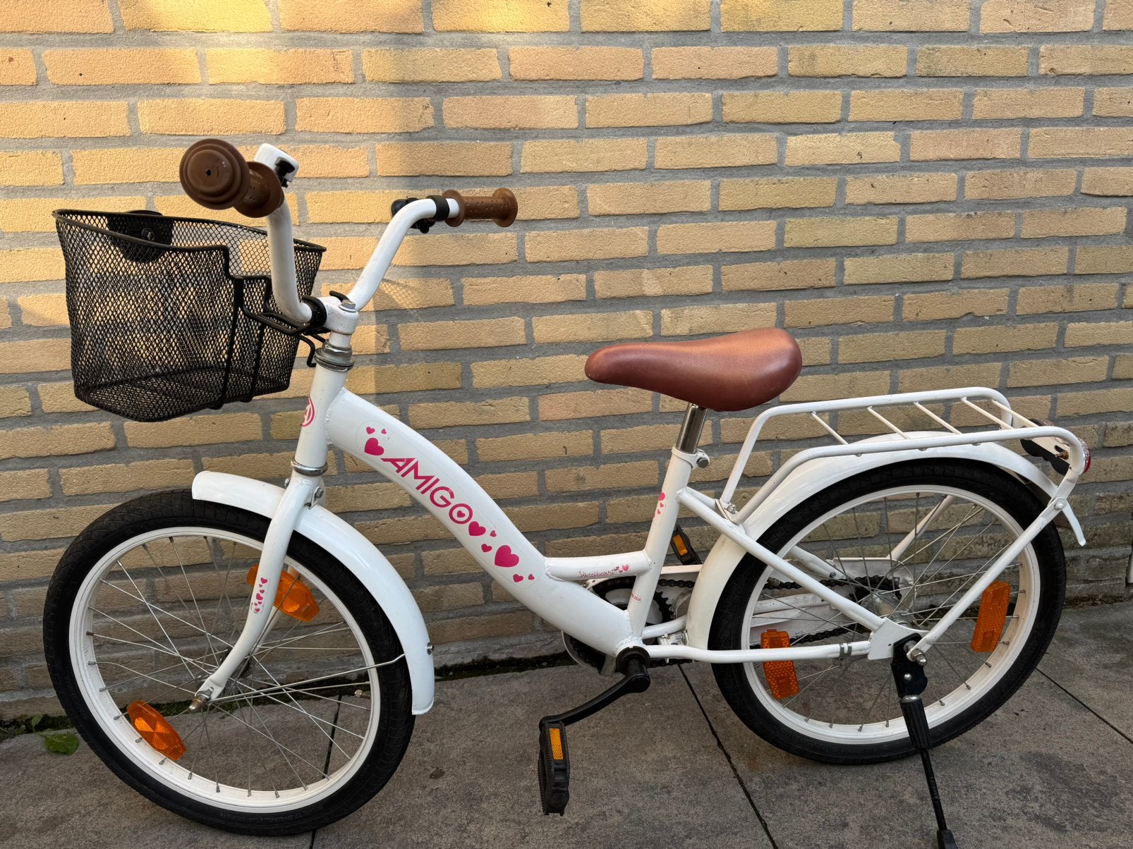 Meisjes + jonge fietsen  20 inch + kinderen auto, Ophalen, Zo goed als nieuw, 20 inch