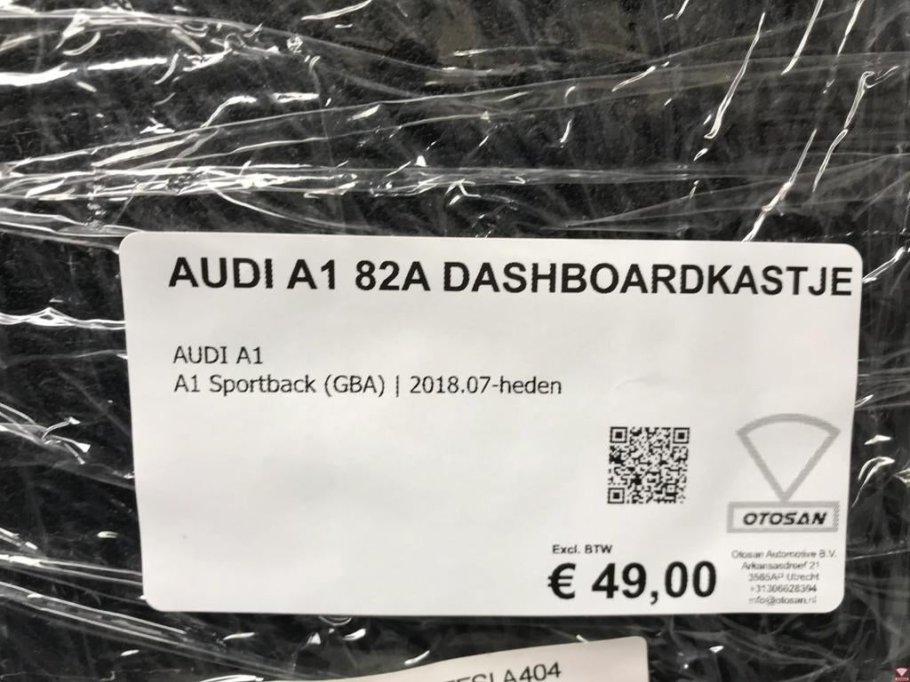 Audi A1 82A Dashboardkastje dashboard kastje Origineel!, Gebruikt, AUDI AG, Auto-Union-Strasse 1
85045  Ingolstadt, DE, Kundenbetreuung@audi.de