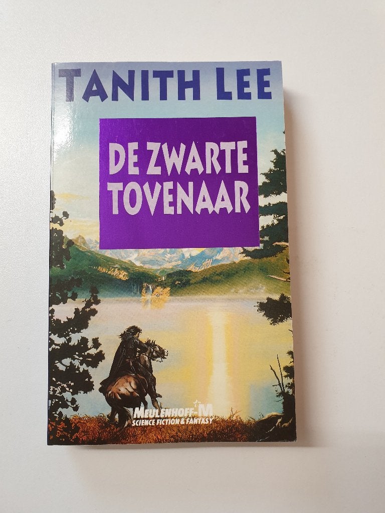 Boek - Tanith Lee - De Zwarte Tovenaar, Boeken, Fantasy, Ophalen of Verzenden, Gelezen