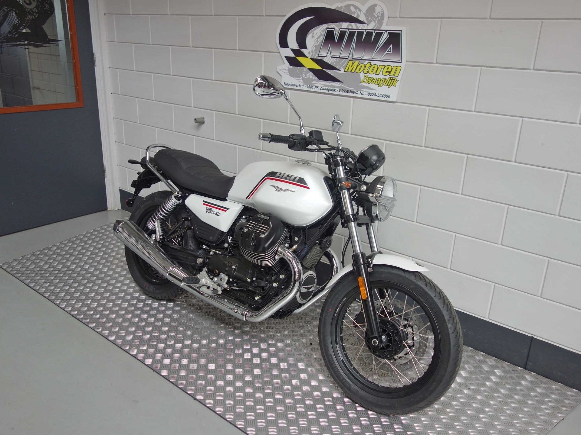 Moto Guzzi V 7, Overig, Gebruikt, Bedrijf, Meer dan 35 kW