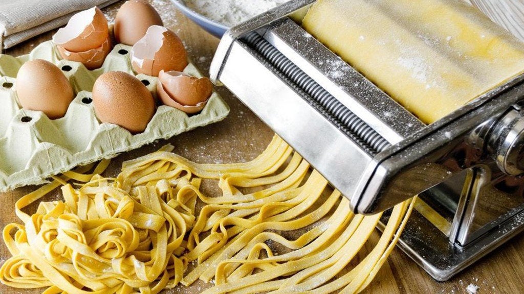 Pastamachine inclusief ravioli maker, Gebruikt, Zilver, Ophalen of Verzenden, Metaal