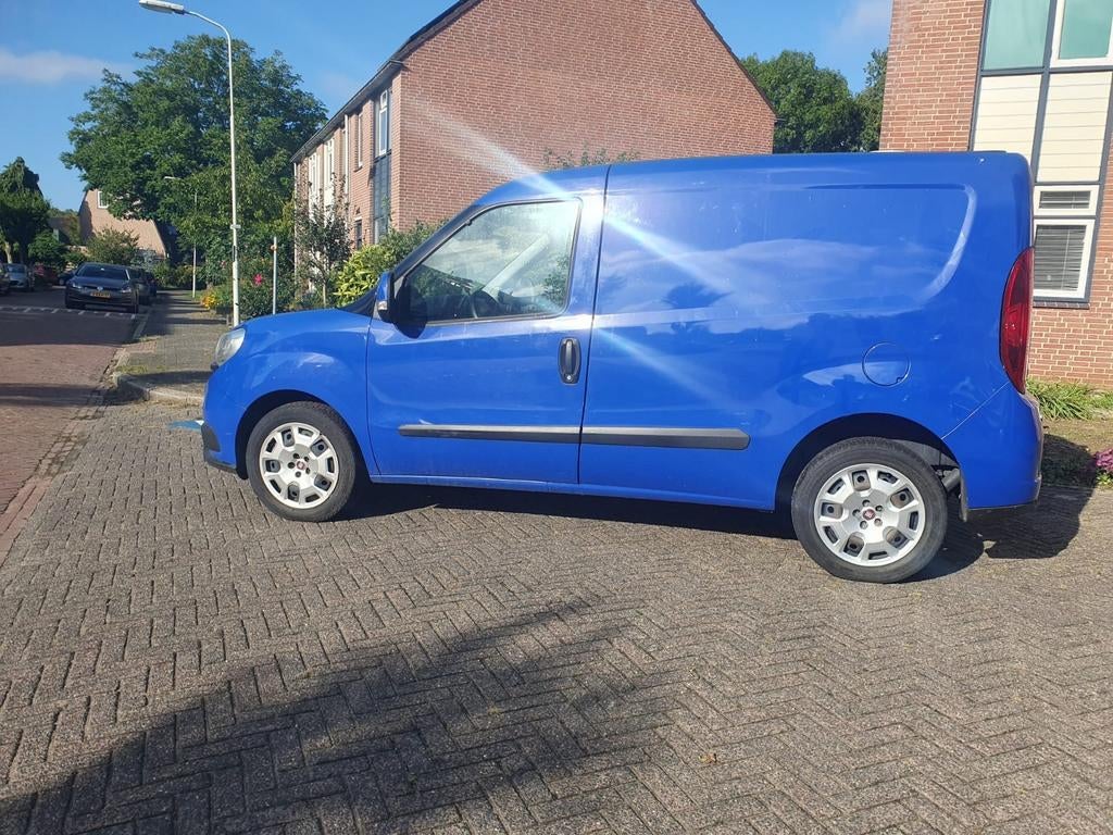 Fiat Doblo Cargo 1.4 T-jet Natural Power 120pk 2015, Voorwielaandrijving, 1408 kg, 4 cilinders, Overige brandstoffen