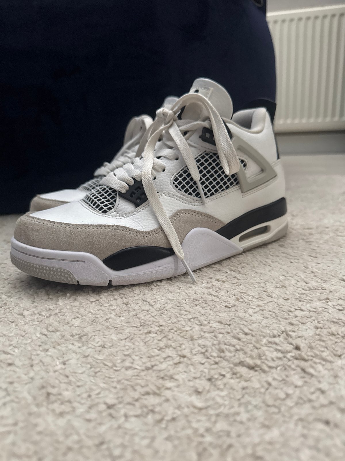 Jordan 4 Retro 'Military Black' - Maat 40, Kleding | Heren, Schoenen, Ophalen of Verzenden, Gedragen, Wit, Sneakers of Gympen