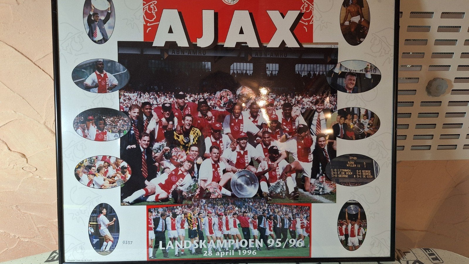 Ajax Landskampioen 97/98 en 95/96 ingelijste posters, Verzamelen, Ophalen, Gebruikt, Ajax, Poster, Plaatje of Sticker