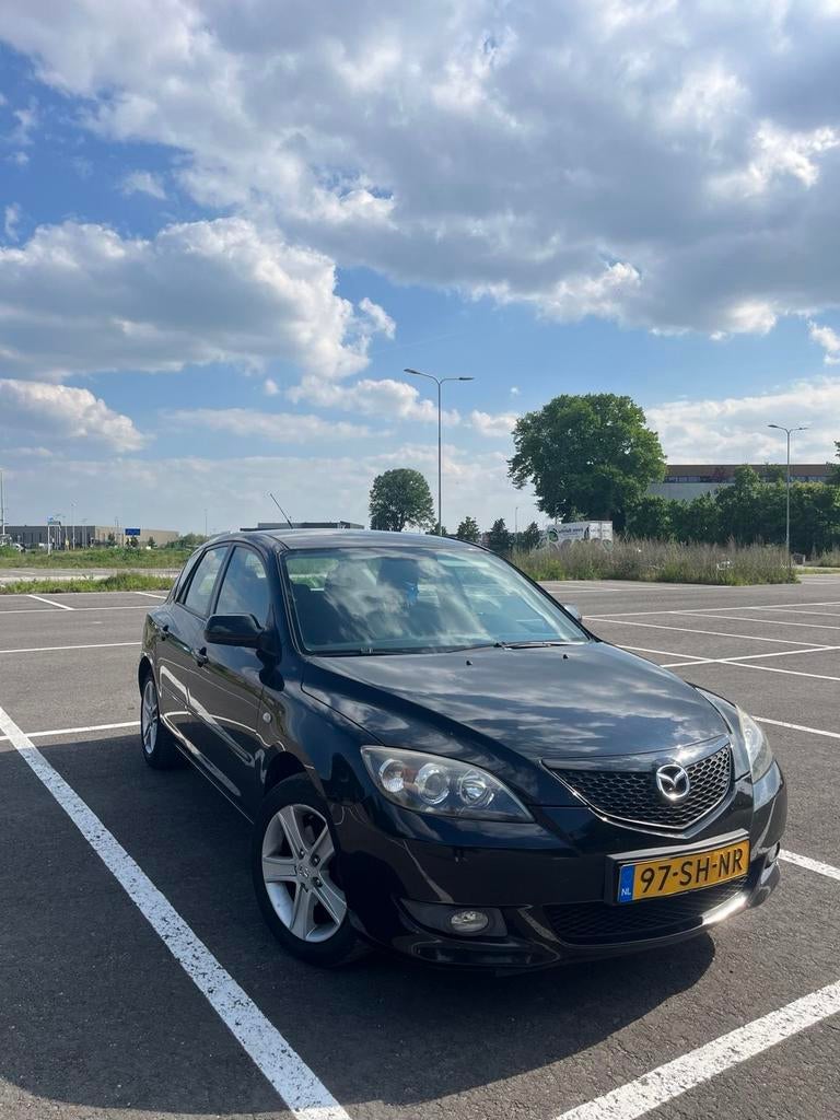 Mazda 3 1.6 Hatchback 2006 Zwart | CarPlay., Auto's, Mazda, Particulier, ABS, Airbags, Apple Carplay, Bluetooth, Centrale vergrendeling