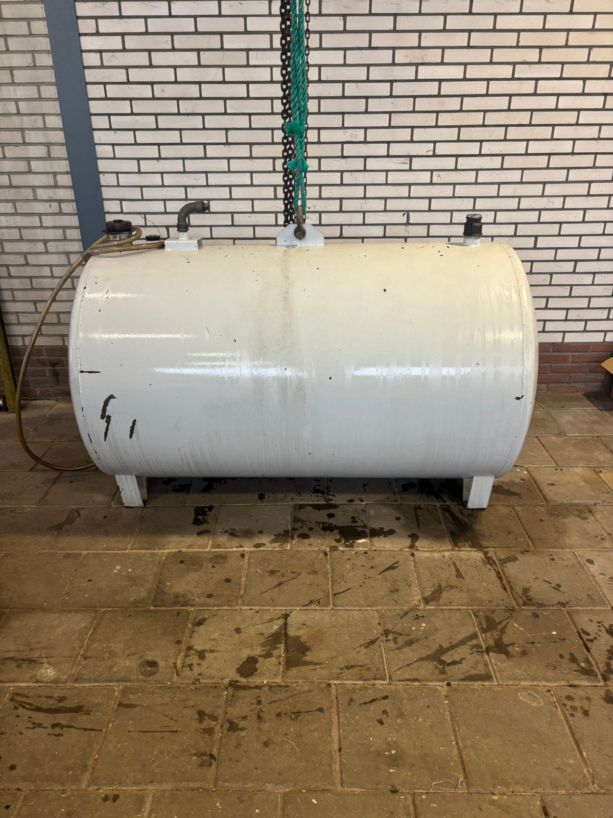 Olie opslagtank, dieseltank, Ophalen