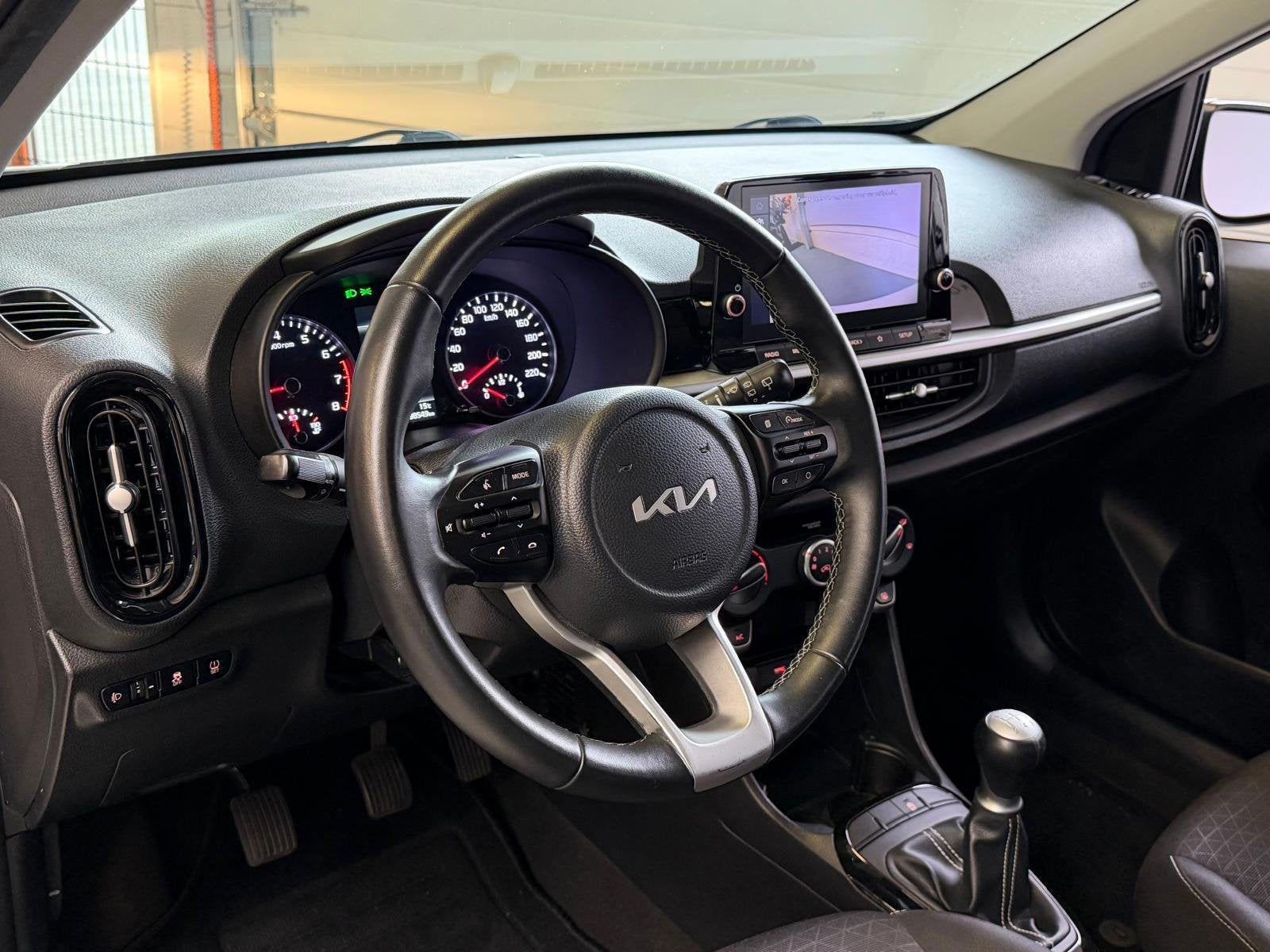 Kia Picanto 1.0 DPi DynamicLine, Camera, Carplay, Airco, Voorwielaandrijving, Stof, 4 stoelen, Wit