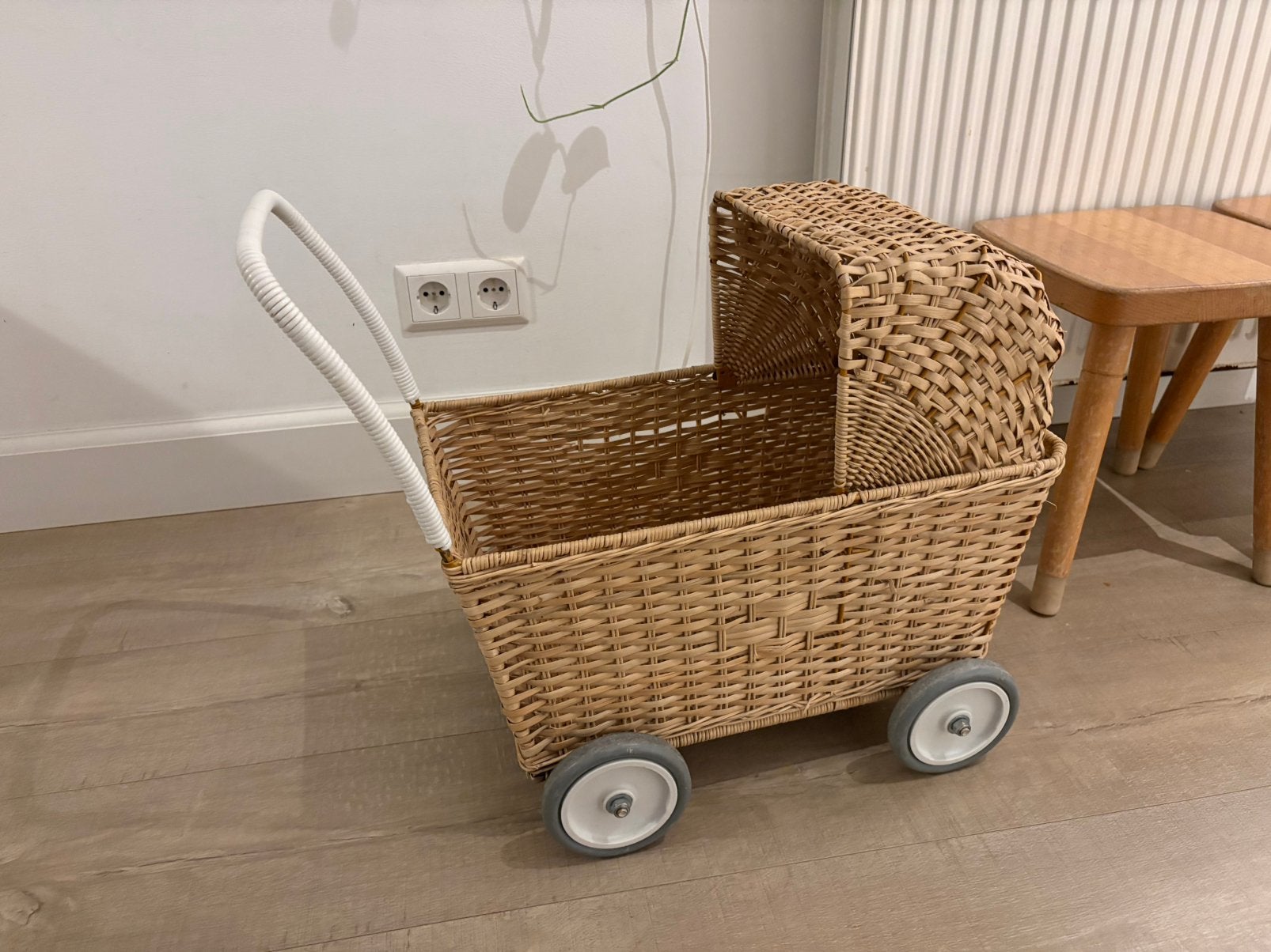 Poppenwagen Olli Ella, Ophalen, Zo goed als nieuw, Babypop