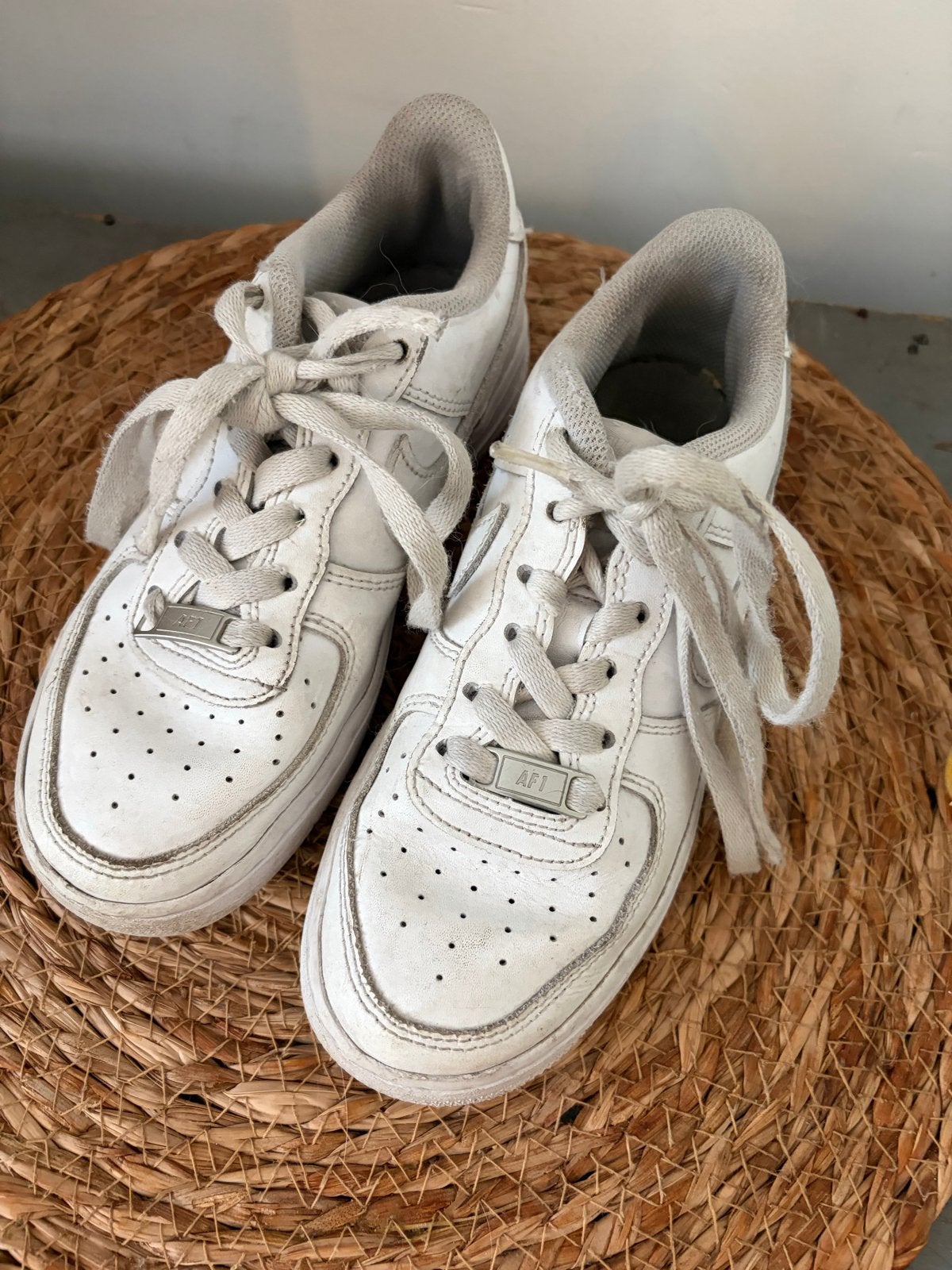 Nike Air Force 1 Sneakers Maat 35, Kleding | Dames, Ophalen of Verzenden, Gedragen, Wit, Sneakers of Gympen