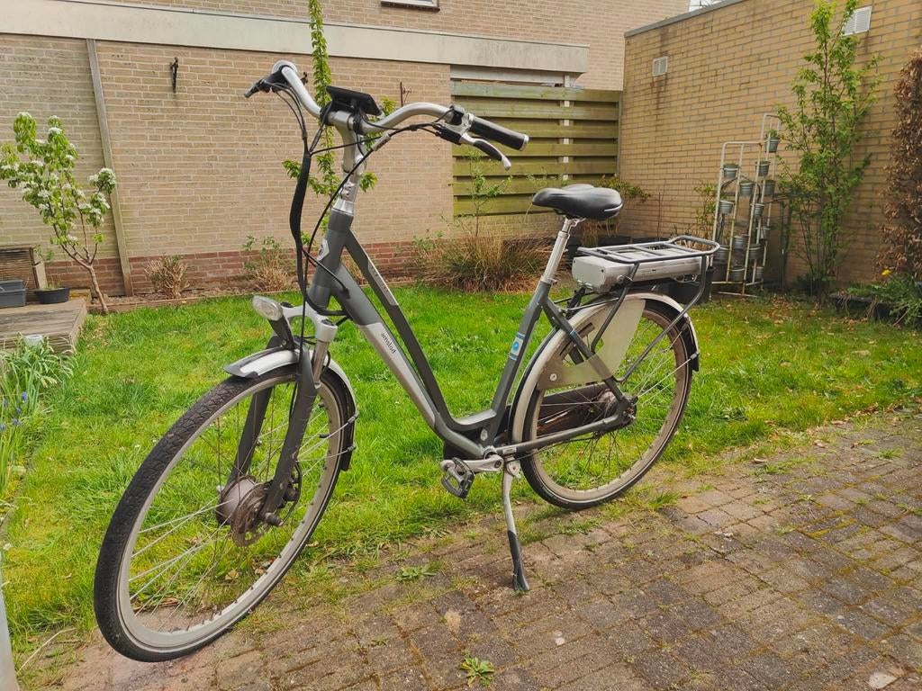 Amslod Hamilton, Versnellingen, Trommelrem, Ophalen, Overige merken