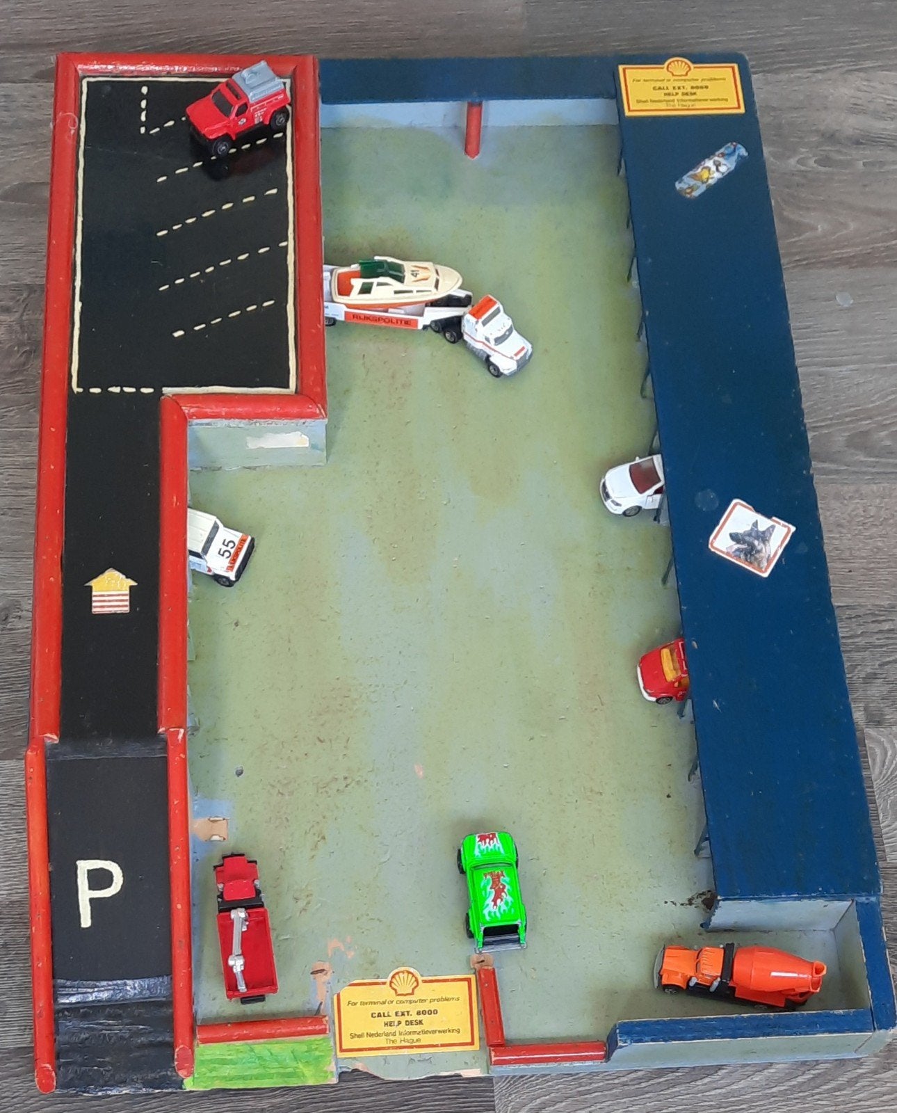 Unieke garage voor kleine auto's (40 jaar oud), Ophalen, Gebruikt