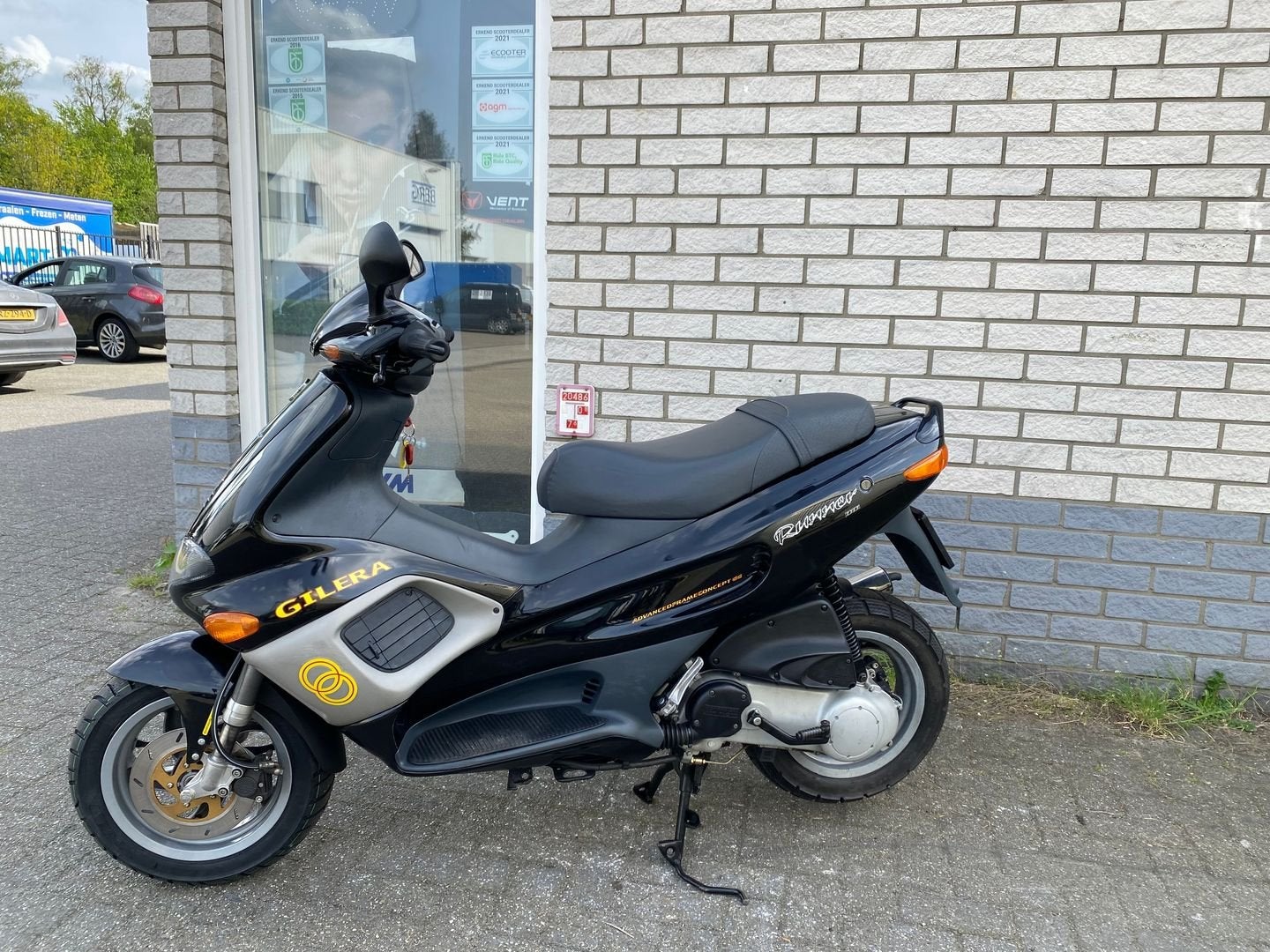 GAVE GILERA RUNNER DD 2-TAKT lc dd 45KM BROM BLACK BJ1997 18, GILERA, Onbekend, Onbekend, Gilera