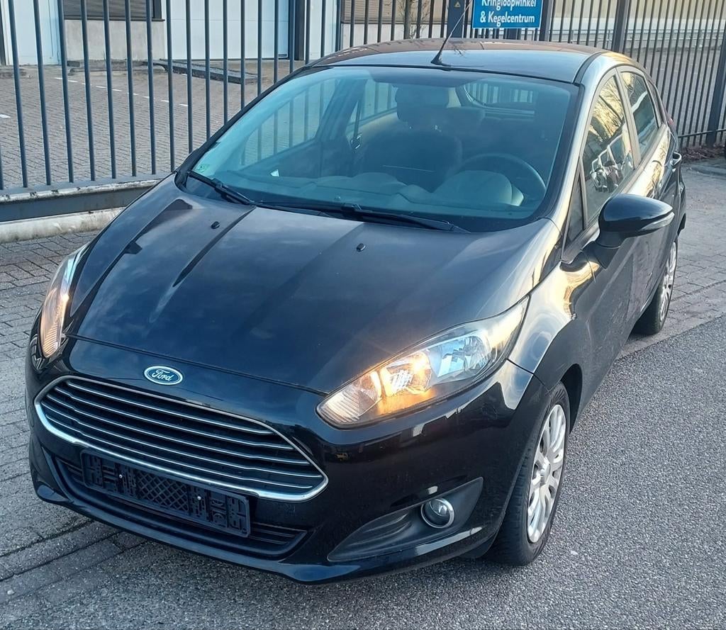 Ford Fiesta 1.5 diesel euro 6 airco export of onderdelen, Ophalen