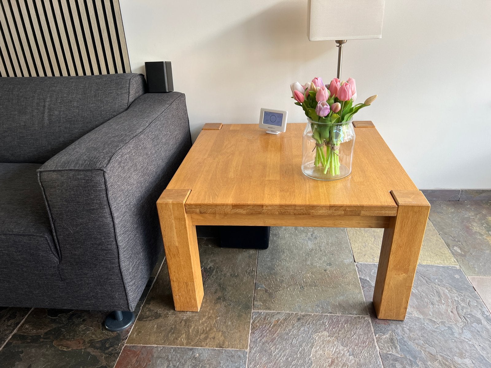Vierkante massief licht eiken bijzet-/salontafel 80x80x45cm, Strak, Gebruikt, 50 tot 100 cm, 5 – 50
