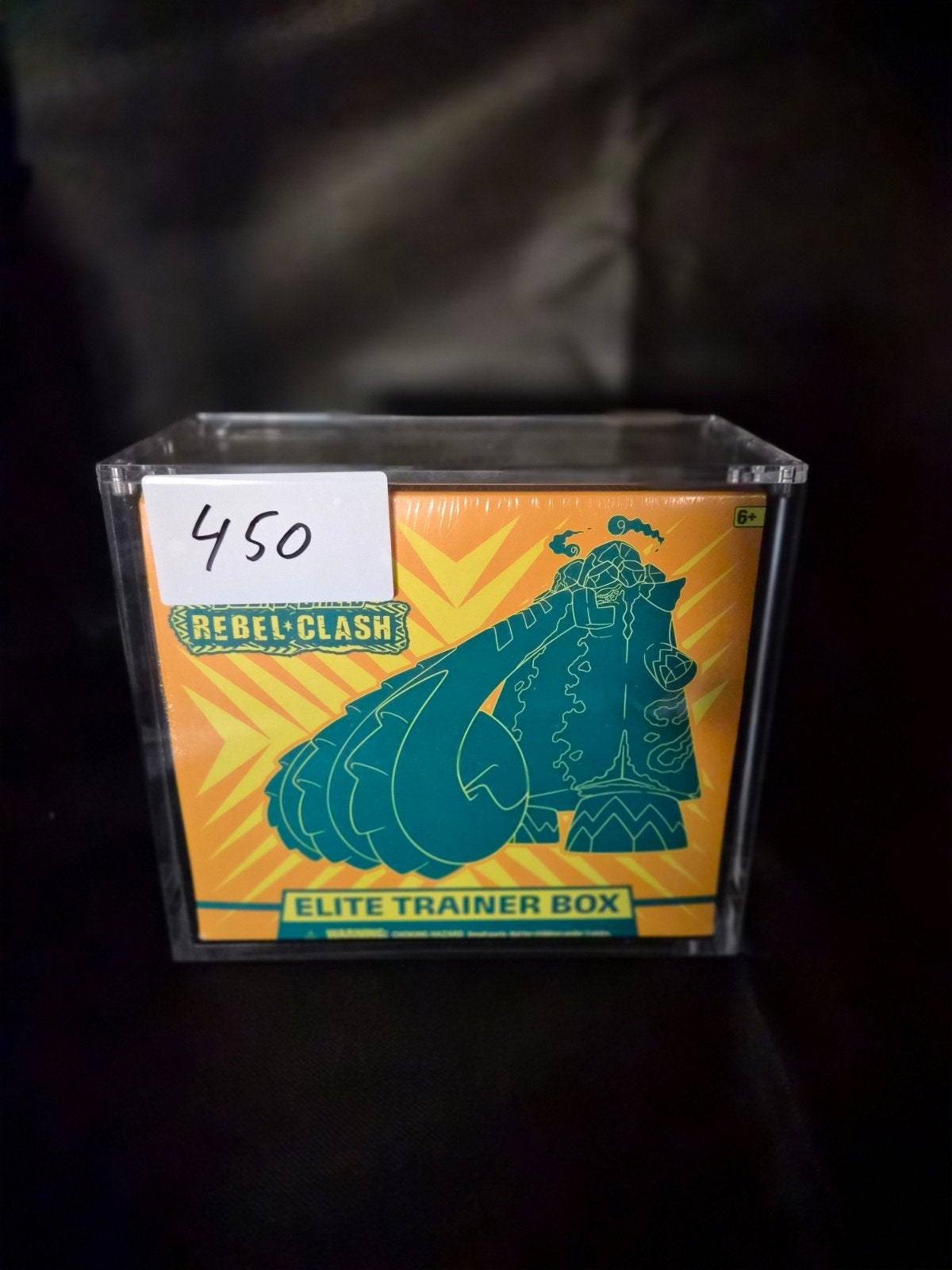 Rebel Clash Elite Trainer Box, Hobby en Vrije tijd, Verzamelkaartspellen | Pokémon, Ophalen of Verzenden