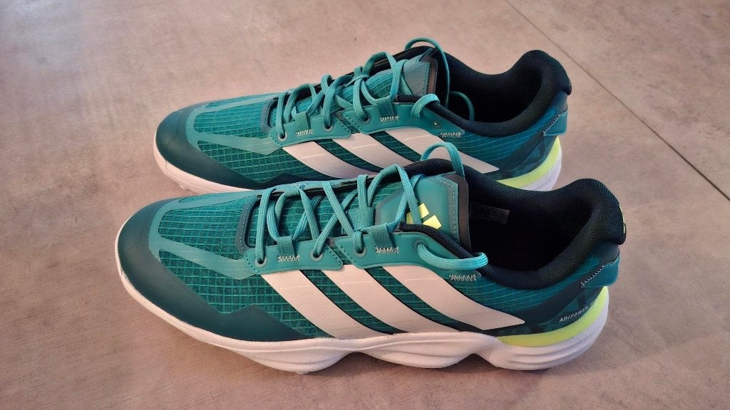 Adidas hockeyschoenen maat 47 1/3, Ophalen of Verzenden, Zo goed als nieuw, Schoenen