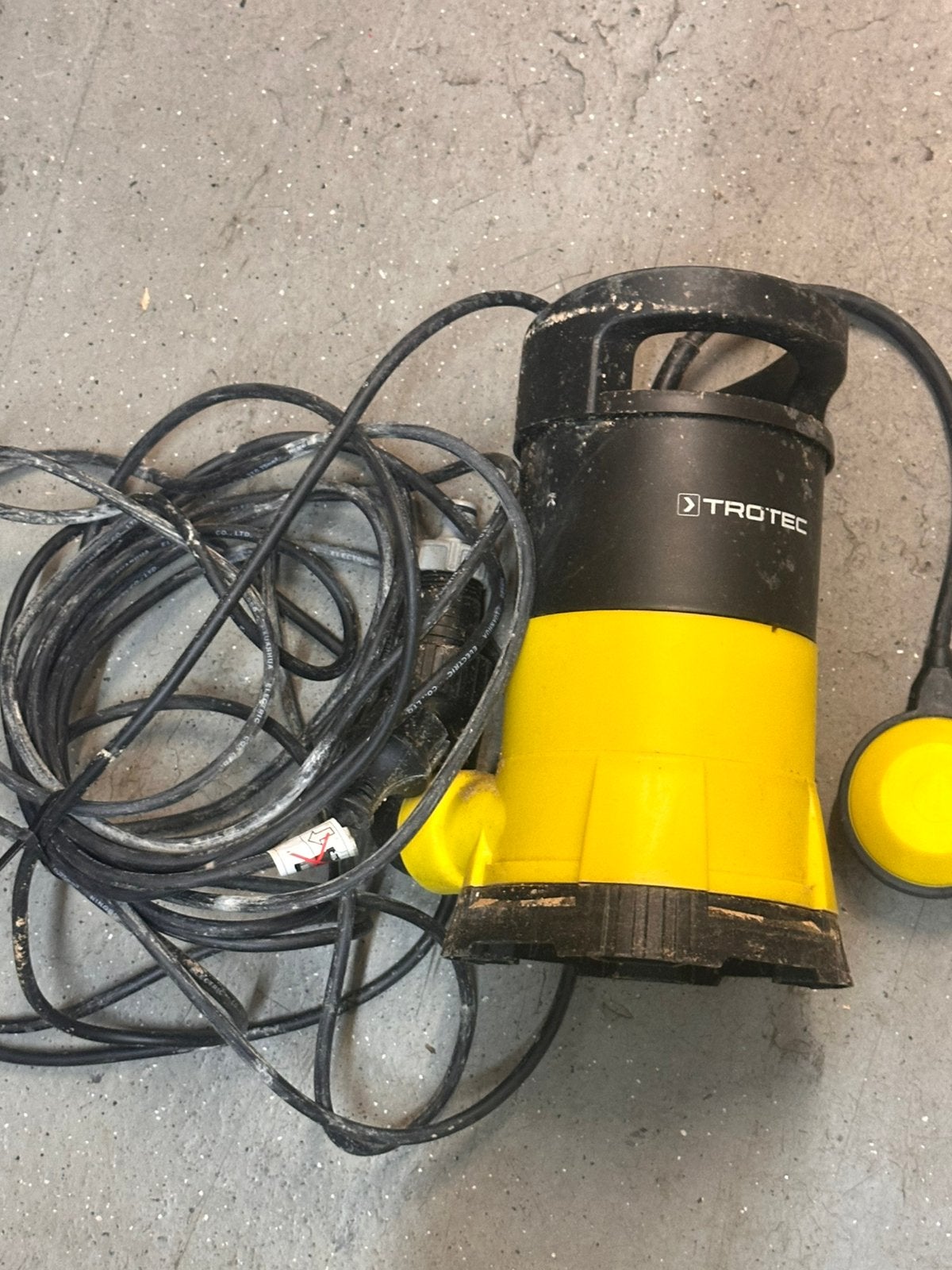 Dompelpomp/ waterpomp / kweekspullen, Ophalen of Verzenden, Zo goed als nieuw, Dompelpomp