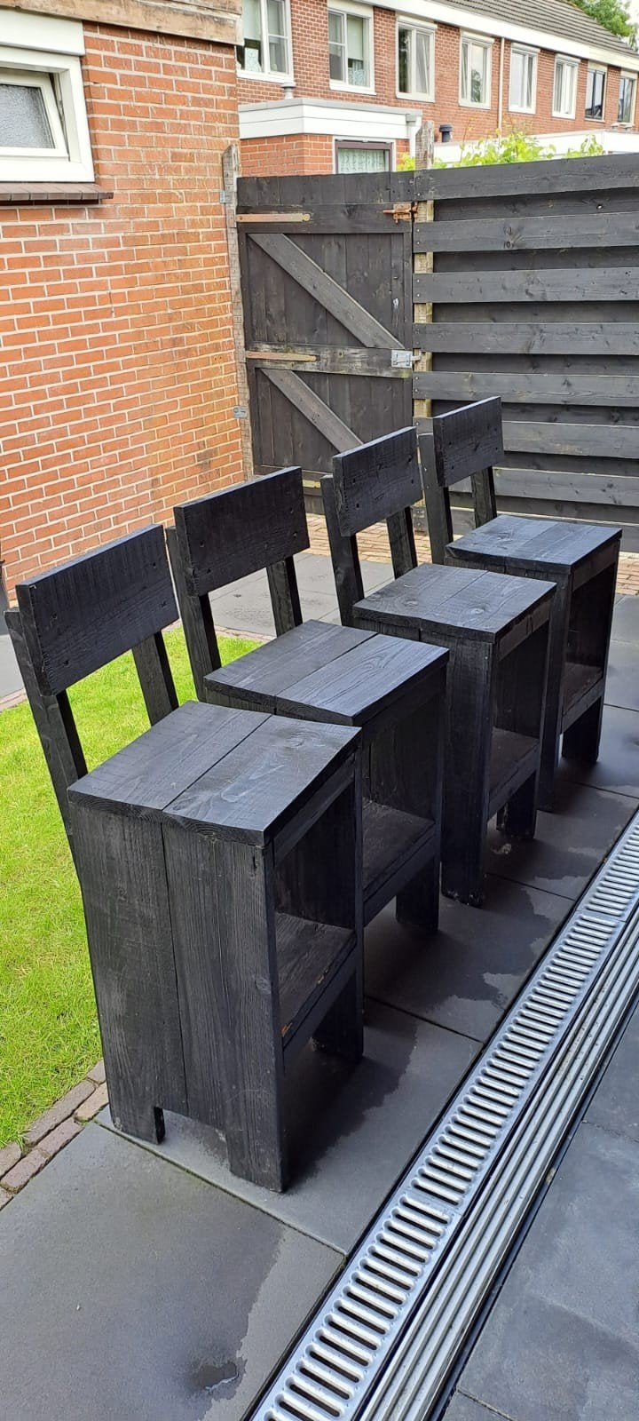 stijger houten bar tafel plus stoelen., Ophalen, Hout